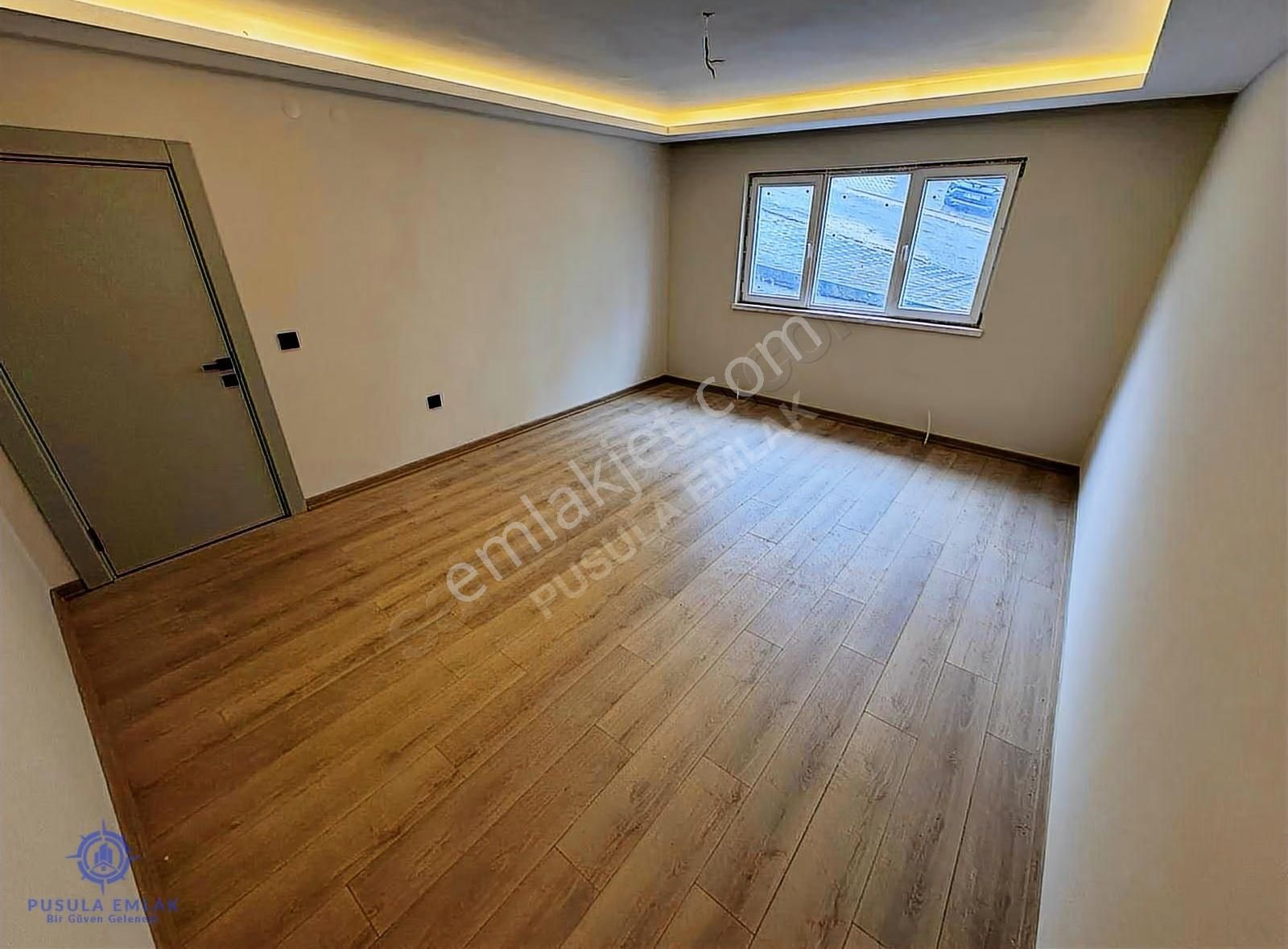 Ｐｕｓｕｌａ Ｅｍｌａｋ'ｄａｎ Protokole Yürüme Mesafesinde Sıfır 4+1 Daire - Görsel 16