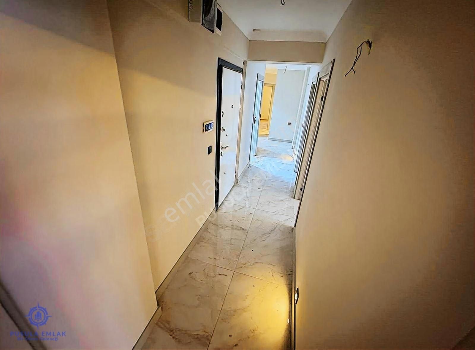 Ｐｕｓｕｌａ Ｅｍｌａｋ'ｄａｎ Protokole Yürüme Mesafesinde Sıfır 4+1 Daire - Görsel 18