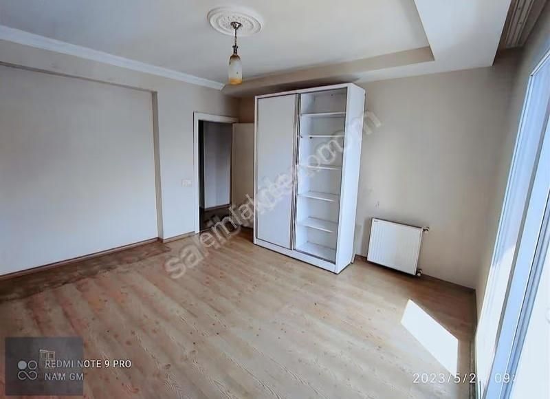 Akdeniz Yeni Mahallede Toraman Gayrimenkulden Kiralık Daire - Görsel 6