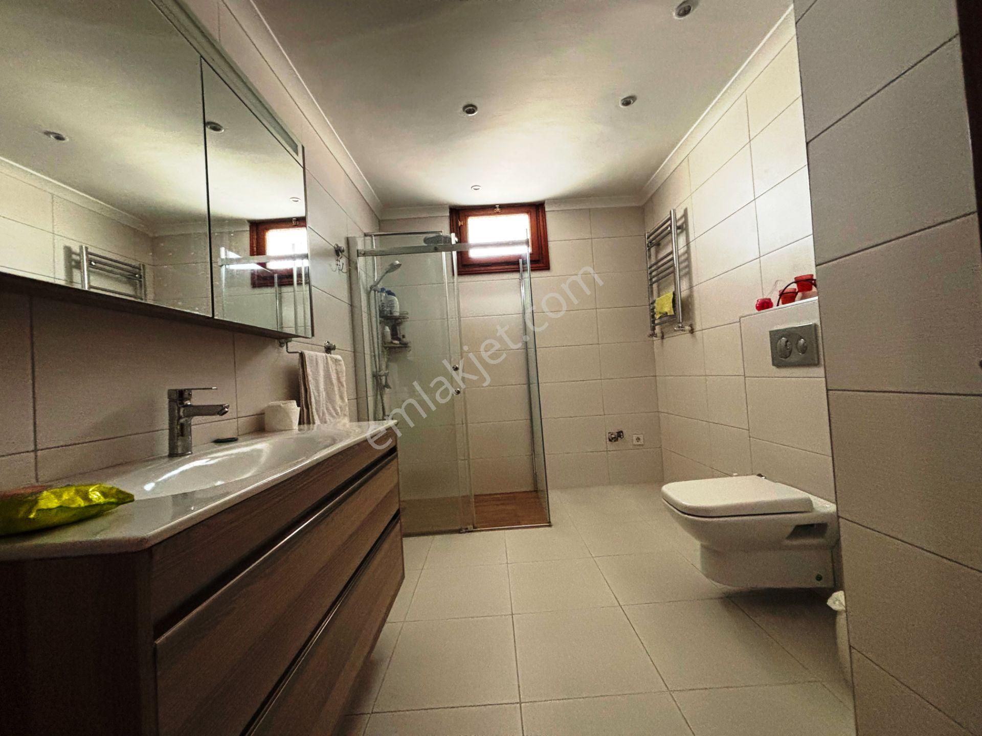 Ş.bakkal Bağdat'a 1.paralel 180m2 Ebeveynli 10.kat Kiralık 4+1 - Görsel 19