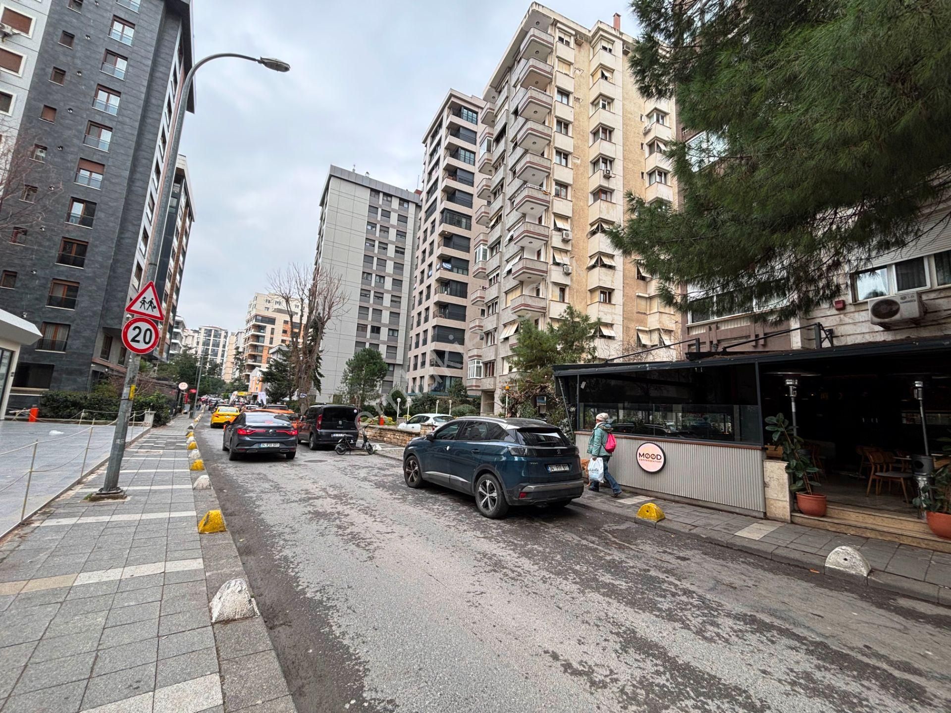 Ş.bakkal Bağdat'a 1.paralel 180m2 Ebeveynli 10.kat Kiralık 4+1 - Görsel 31