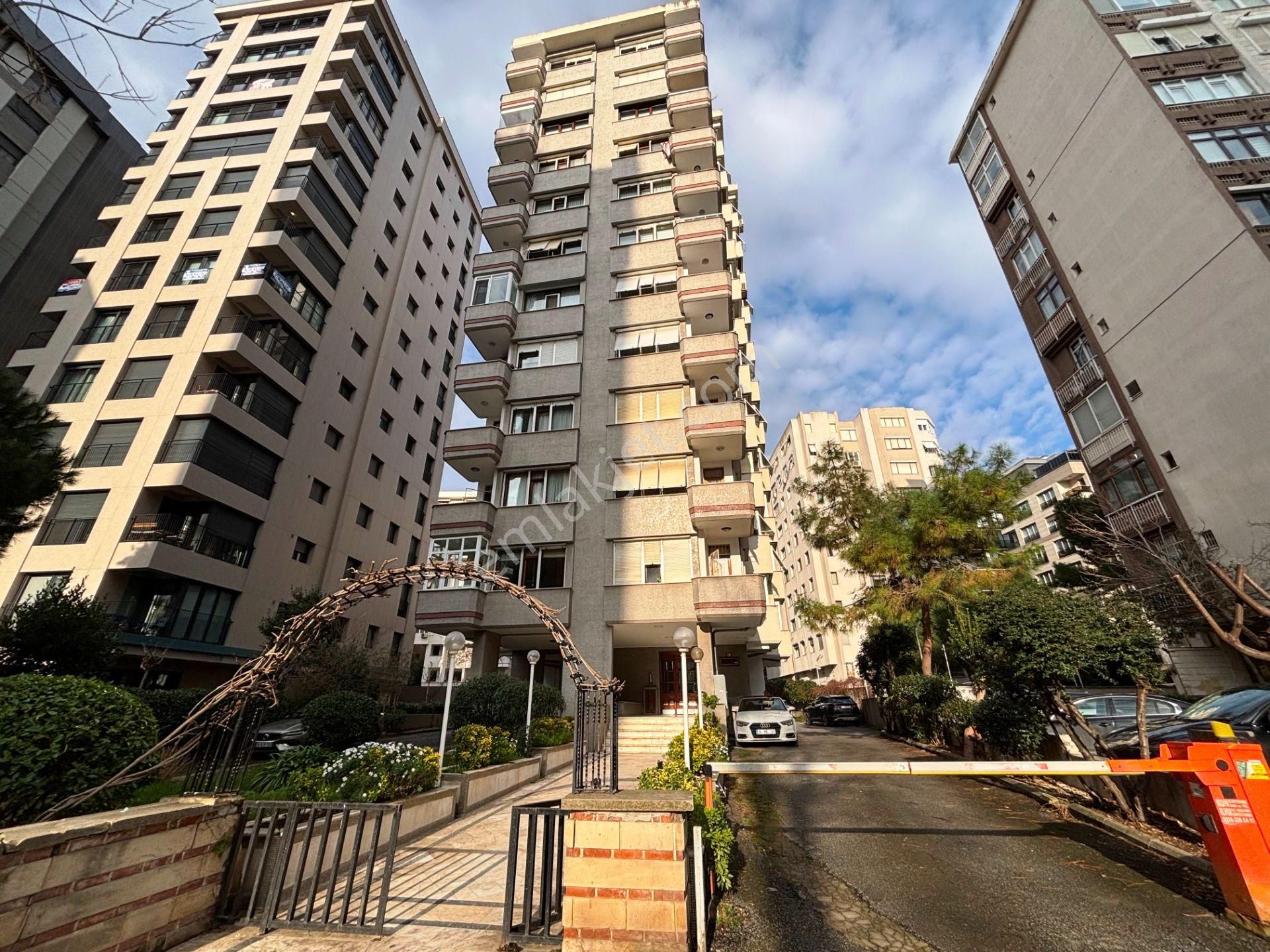 Ş.bakkal Bağdat'a 1.paralel 180m2 Ebeveynli 10.kat Kiralık 4+1