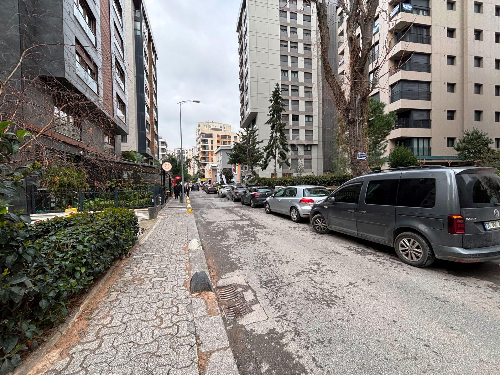 Ş.bakkal Bağdat'a 1.paralel 180m2 Ebeveynli 10.kat Kiralık 4+1 - Görsel 32