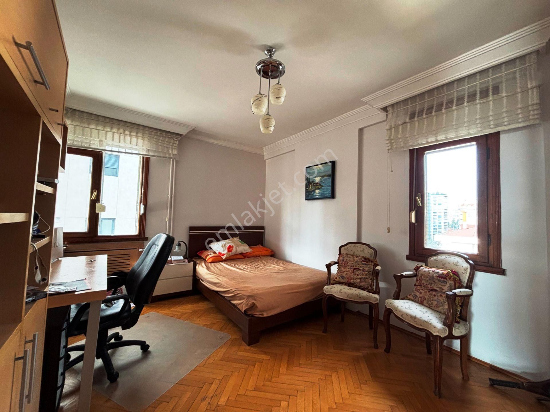 Ş.bakkal Bağdat'a 1.paralel 180m2 Ebeveynli 10.kat Kiralık 4+1 - Görsel 12