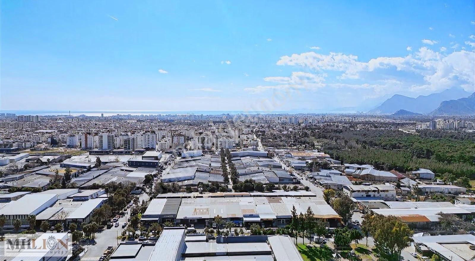 Şafak Mah Yeni Sanayi Sitesin'de 315m2 Asma Katlı Dükkan