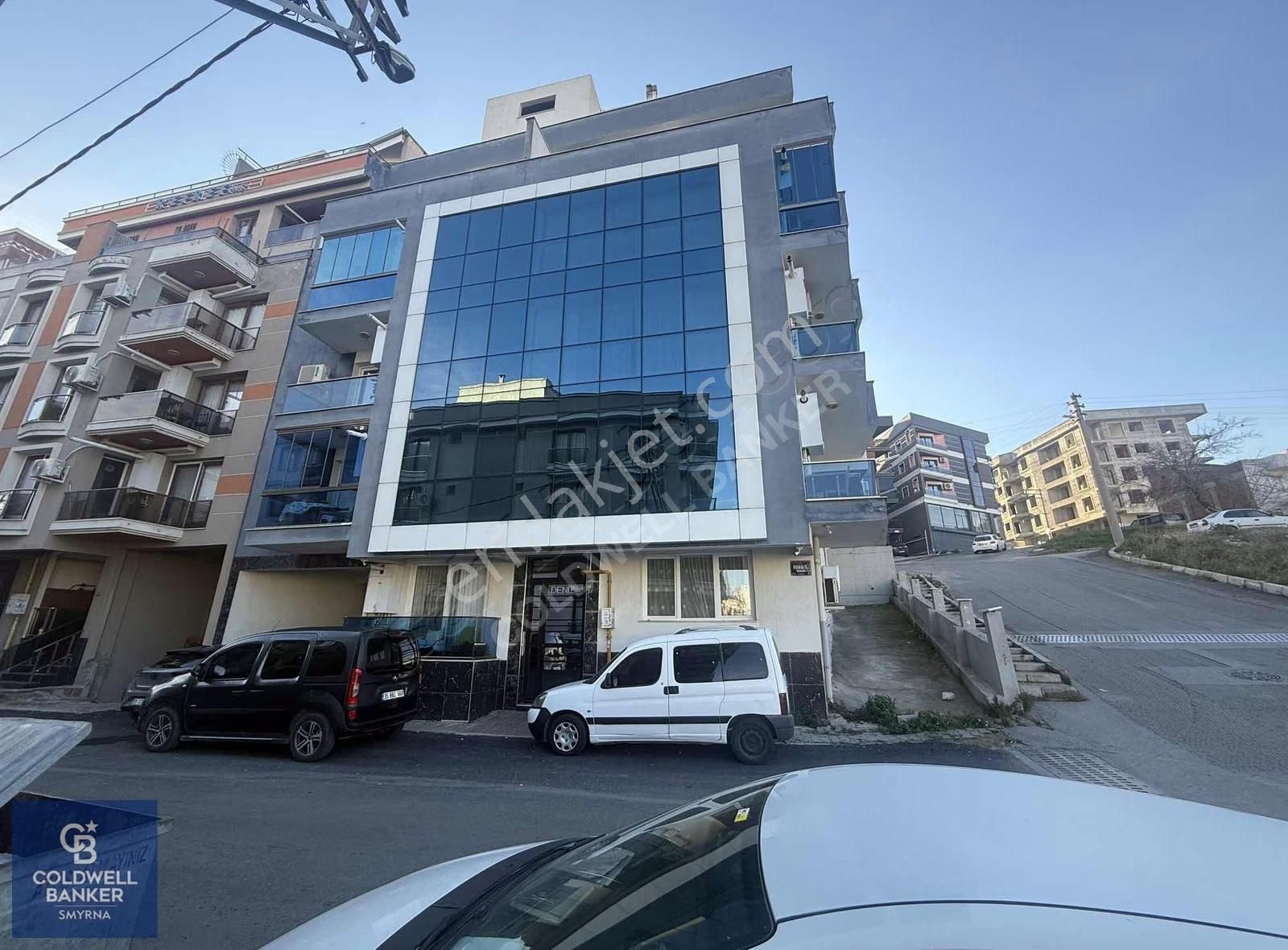 Vatan Mahallesinde Arakat 3+1 Asansörlü Kapalı Otoparklı - Görsel 15