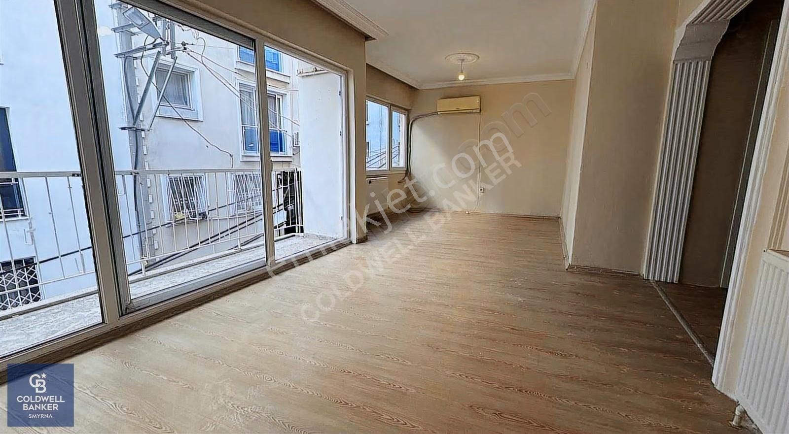 Küçükyalıda Tadilatlı Doğalgazlı 3+1 Daire - Görsel 25
