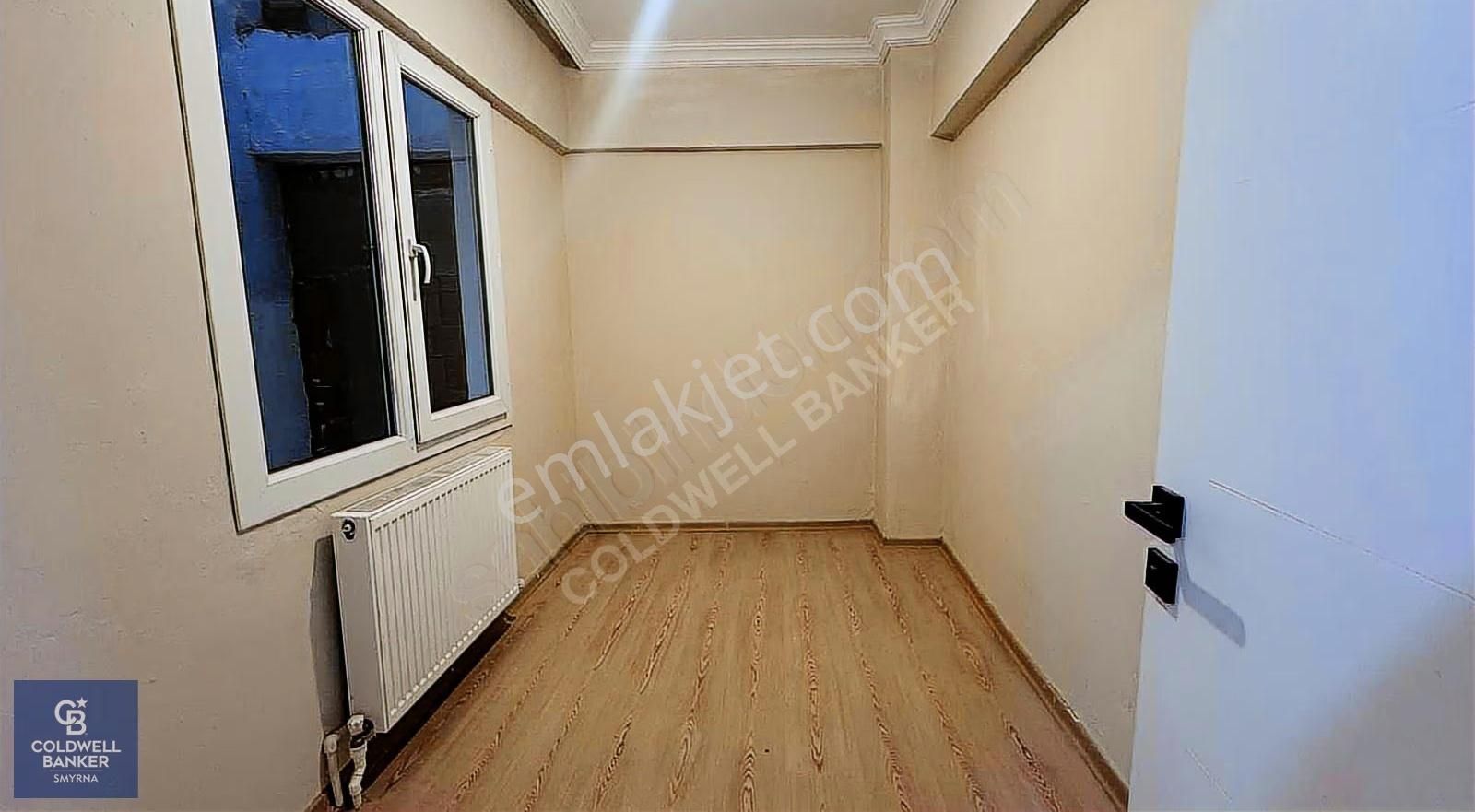 Küçükyalıda Tadilatlı Doğalgazlı 3+1 Daire - Görsel 23