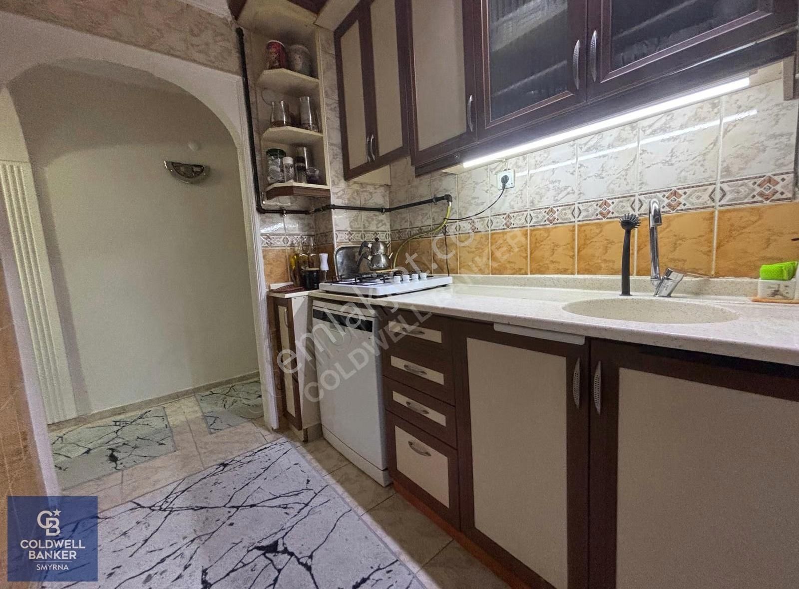 Güzelyalı İnönü Cad. Üzerinde Merkezi Konumda 3+1 Kiralık Daire - Görsel 10