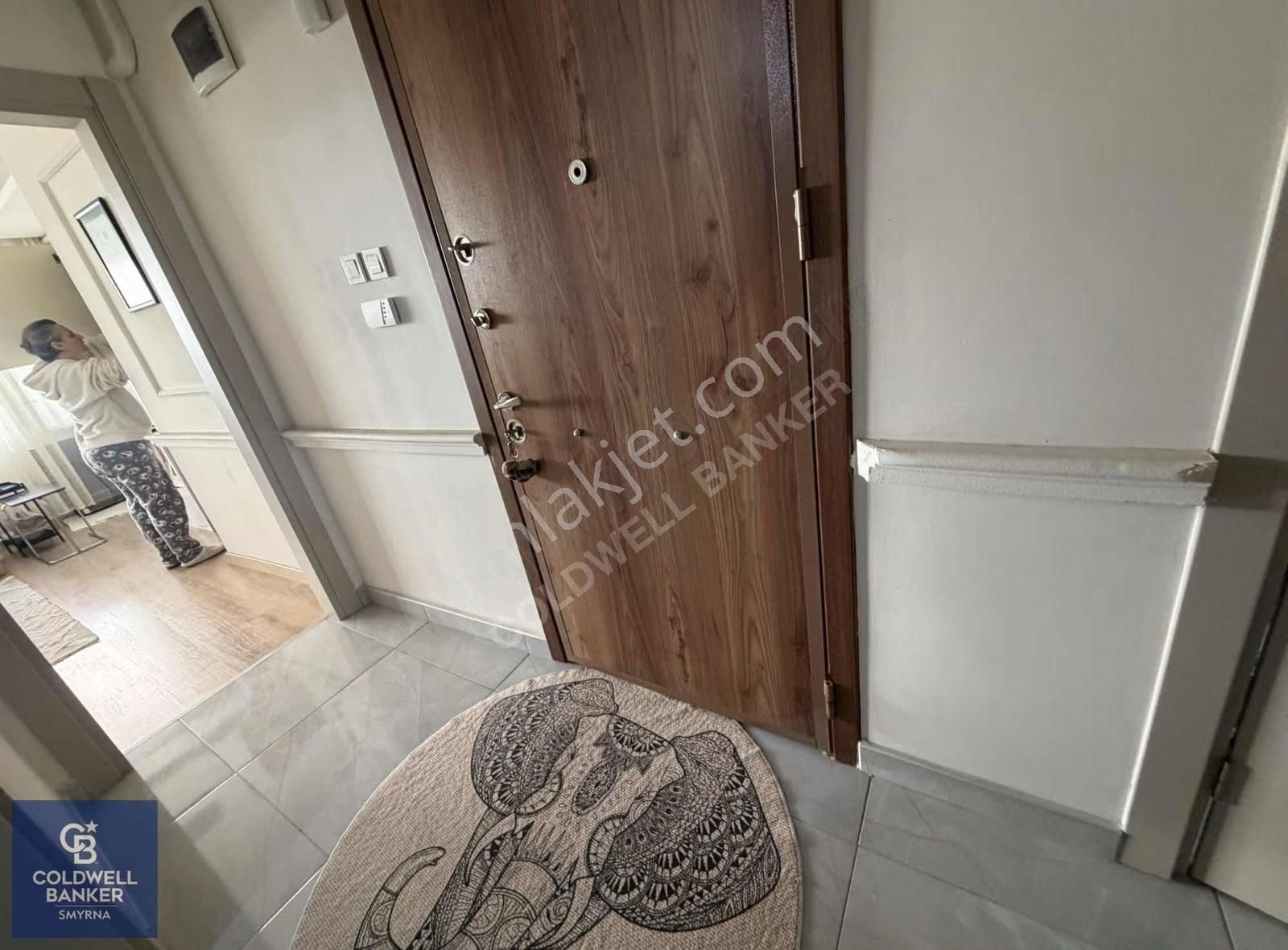 Güzelyalı Parkına 1 Dakika Komple Yenilenmiş Masrafsız 3+1 - Görsel 21