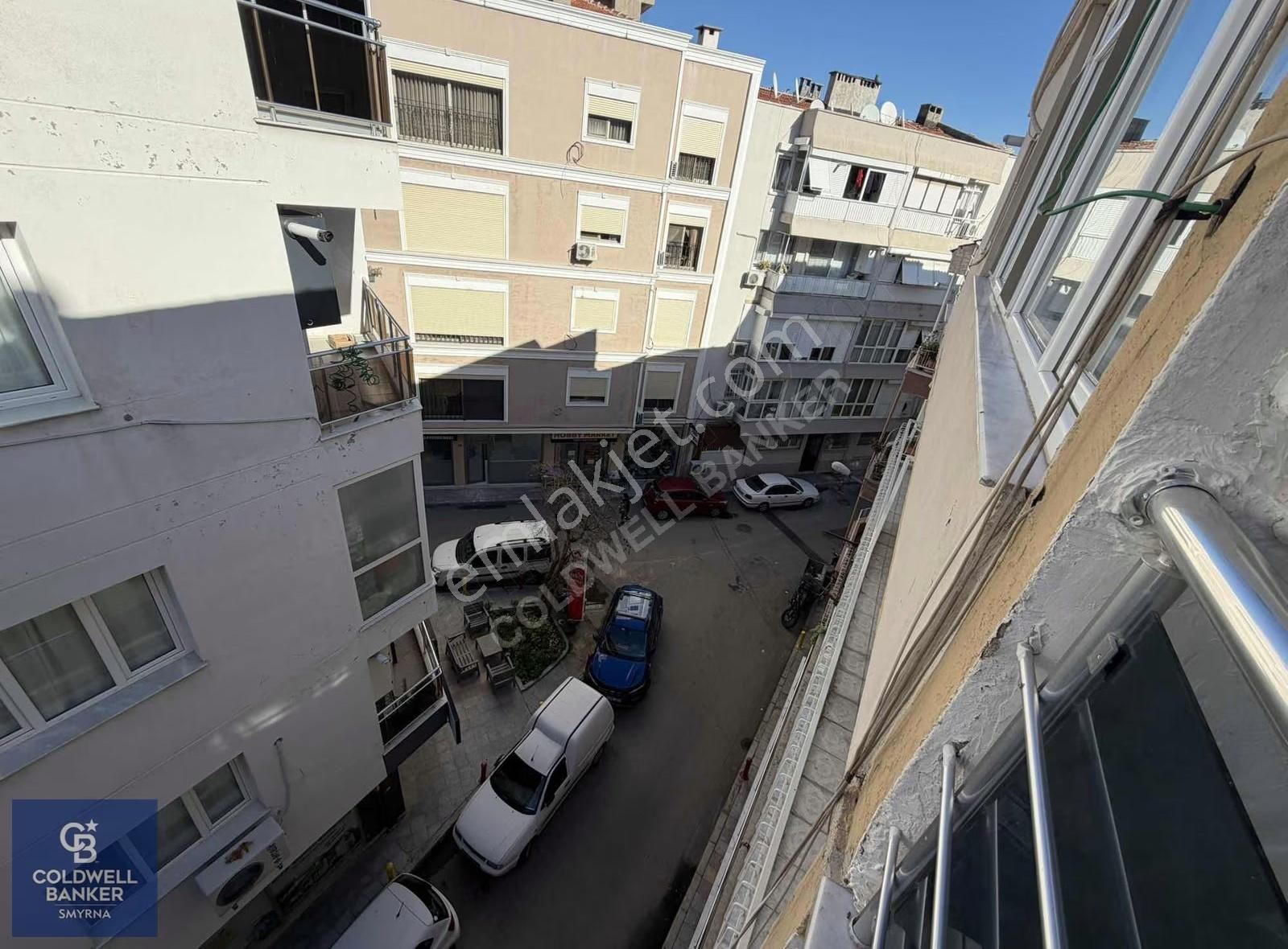 Güzelyalı Parkına 1 Dakika Komple Yenilenmiş Masrafsız 3+1 - Görsel 24