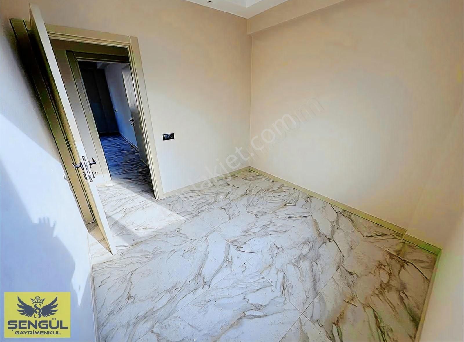 Şengül Gayrimenkul'den Önü Açık 2+1 Arakat Satılık Daire - Görsel 35