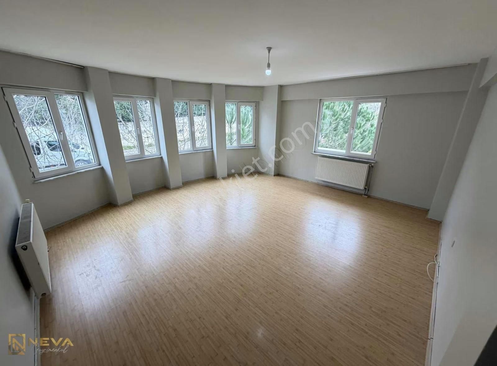 15 Temmuz Camili Mahallesinde Kiralık 3+1 135 M2 Arakat Daire. - Görsel 5
