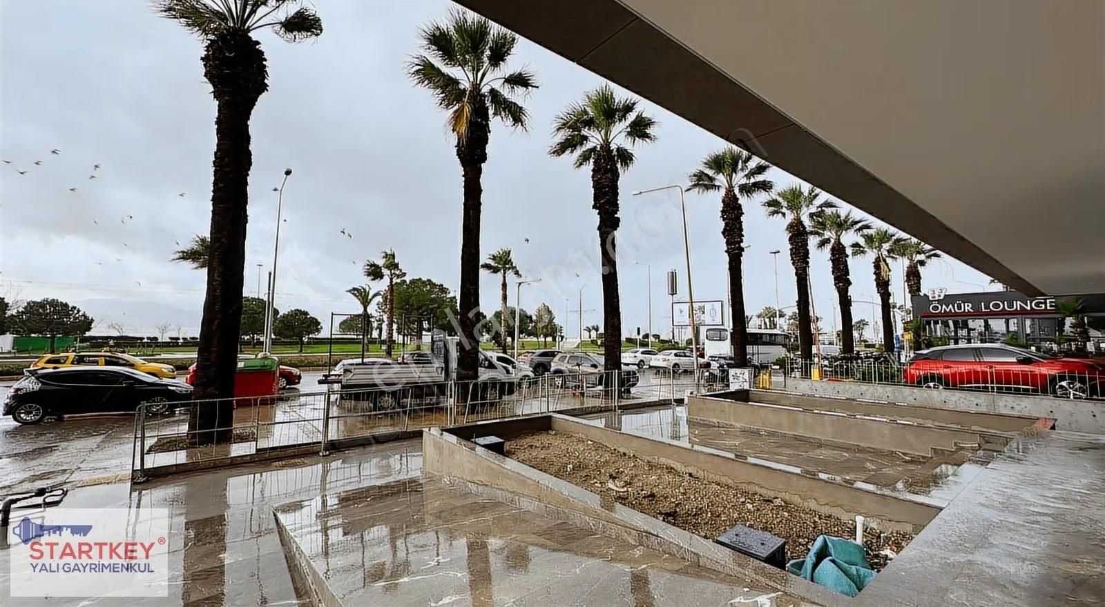 Karşıyaka Yalı Bulvarında Deniz Manzaralı Kiralık Sıfır Dükkan - Görsel 10