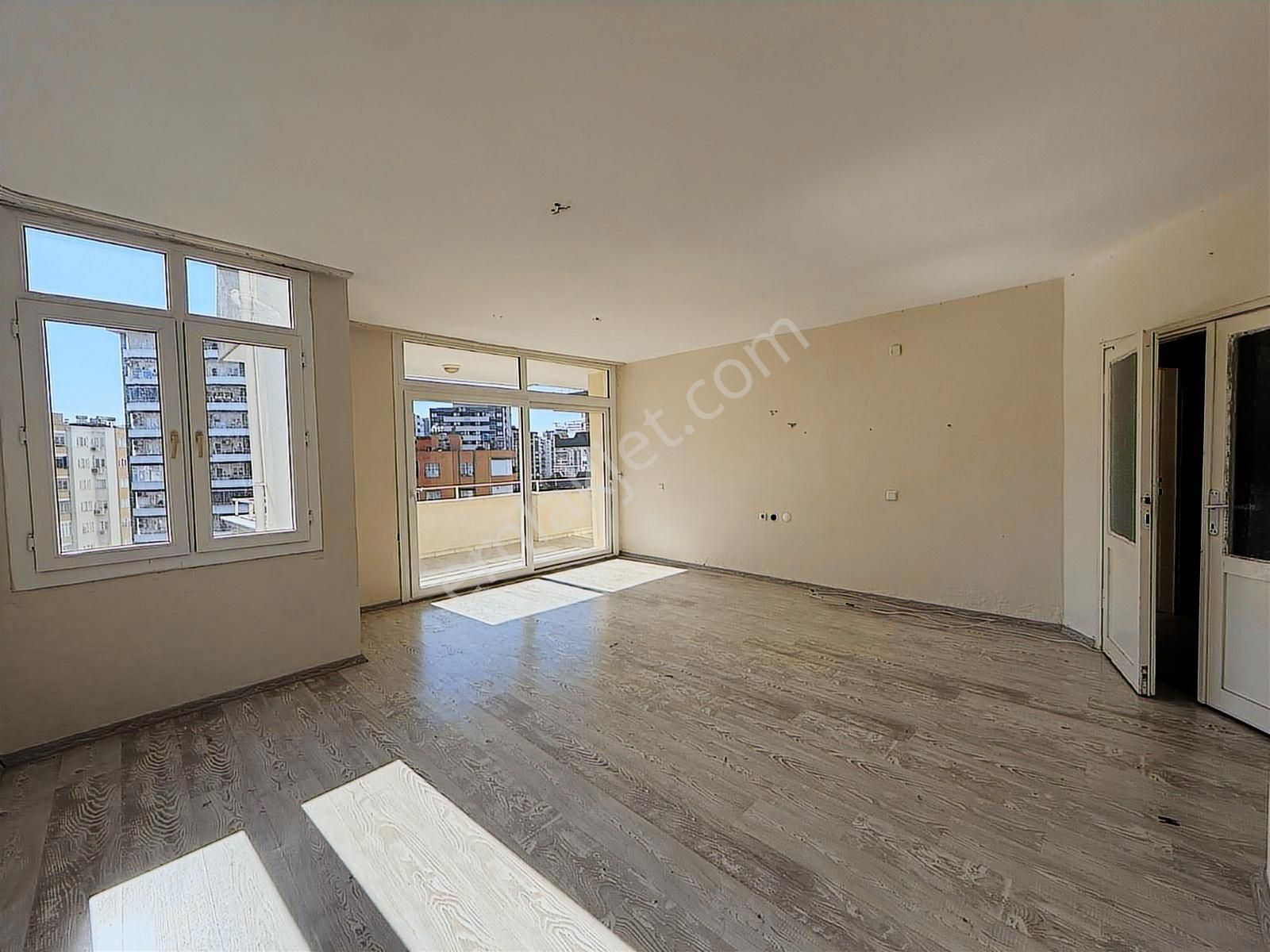 Mükemmel Cephe**3+1 Geniş** **8/7.katı**m.bulvar Şehitler Parkı - Görsel 4
