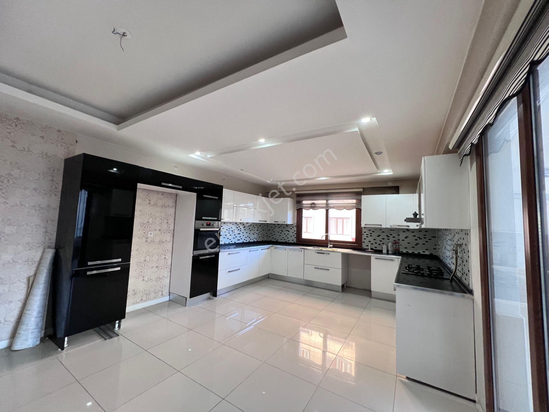 Makro Life Gayimenkul'den 75'te 3+1 Büyüklüğünde Satılık 2+1 Fırsat Daire - Görsel 7