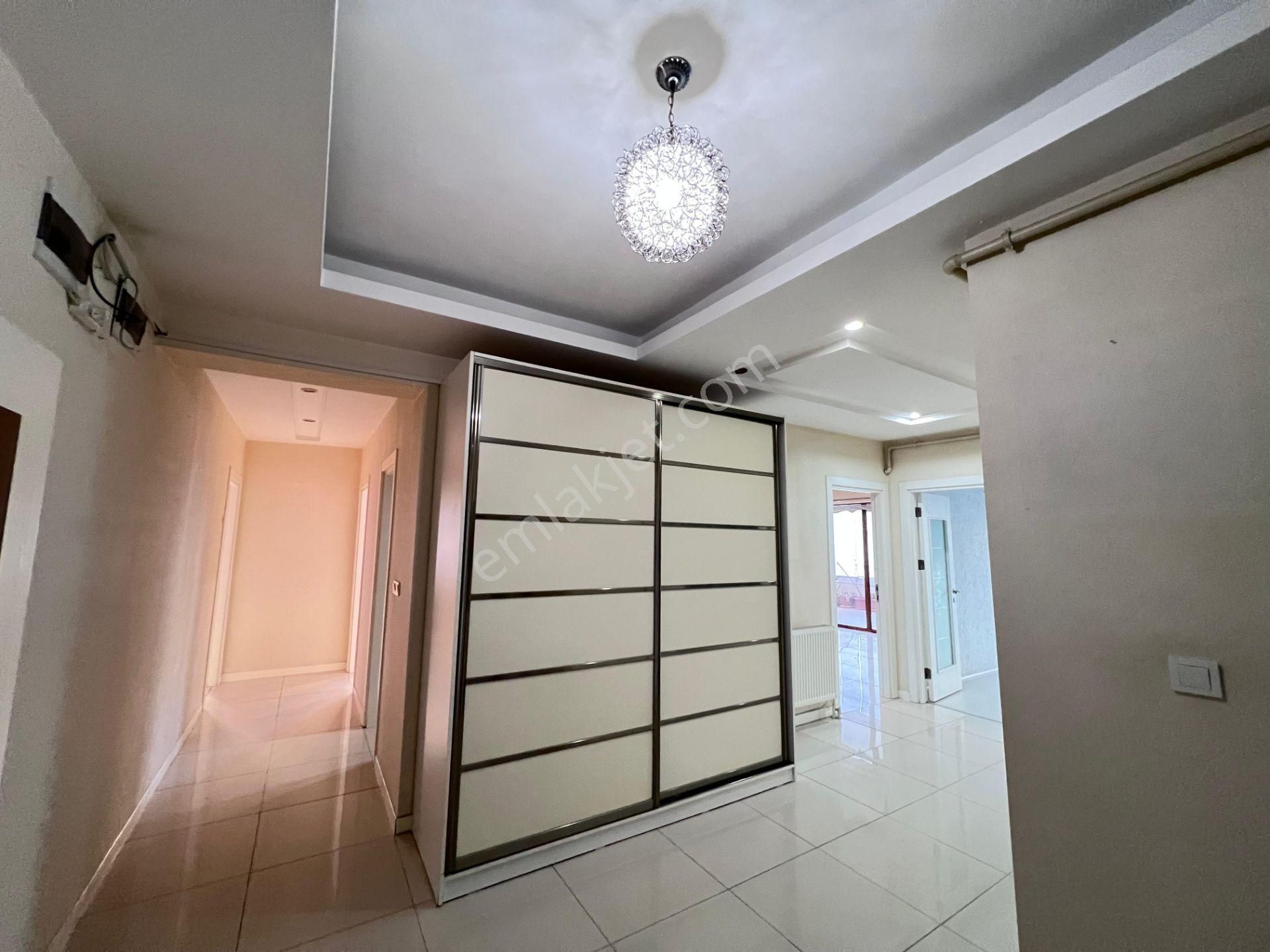 Makro Life Gayimenkul'den 75'te 3+1 Büyüklüğünde Satılık 2+1 Fırsat Daire - Görsel 8