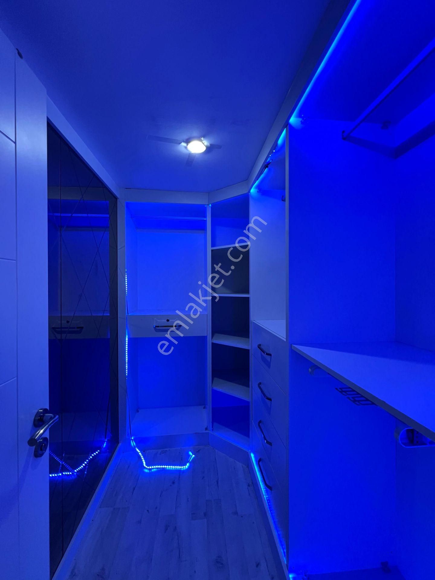 Makro Life Gayimenkul'den 75'te 3+1 Büyüklüğünde Satılık 2+1 Fırsat Daire - Görsel 13