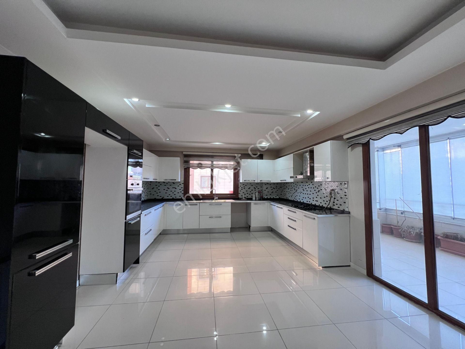 Makro Life Gayimenkul'den 75'te 3+1 Büyüklüğünde Satılık 2+1 Fırsat Daire - Görsel 16