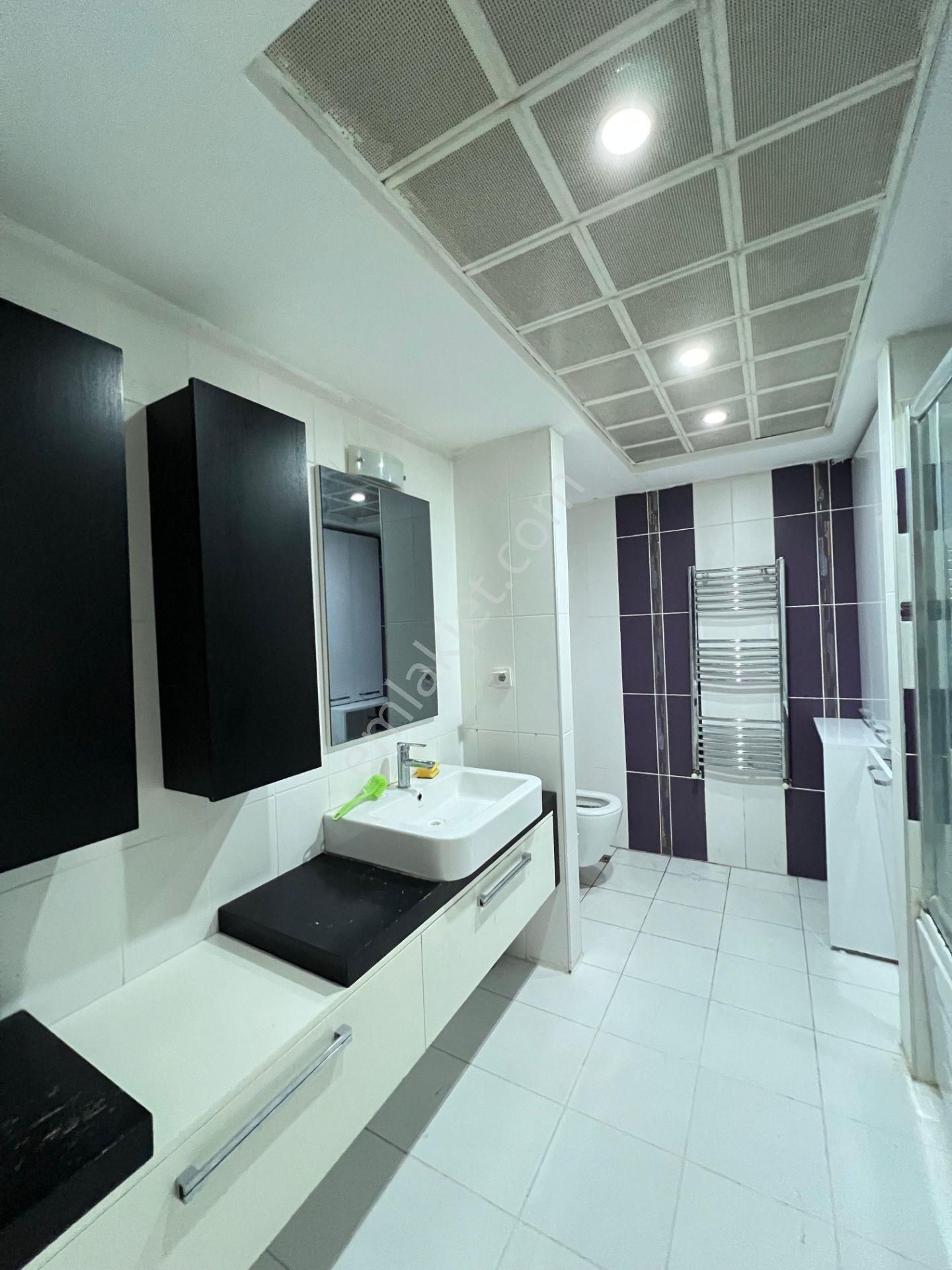 Makro Life Gayimenkul'den 75'te 3+1 Büyüklüğünde Satılık 2+1 Fırsat Daire - Görsel 11