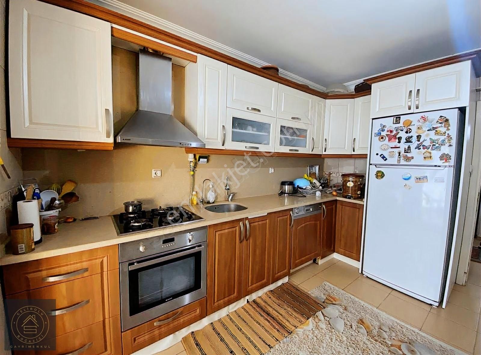 Tuhsavul Caddesinde Deniz Manzaralı 140 M2 3+1 - Görsel 7