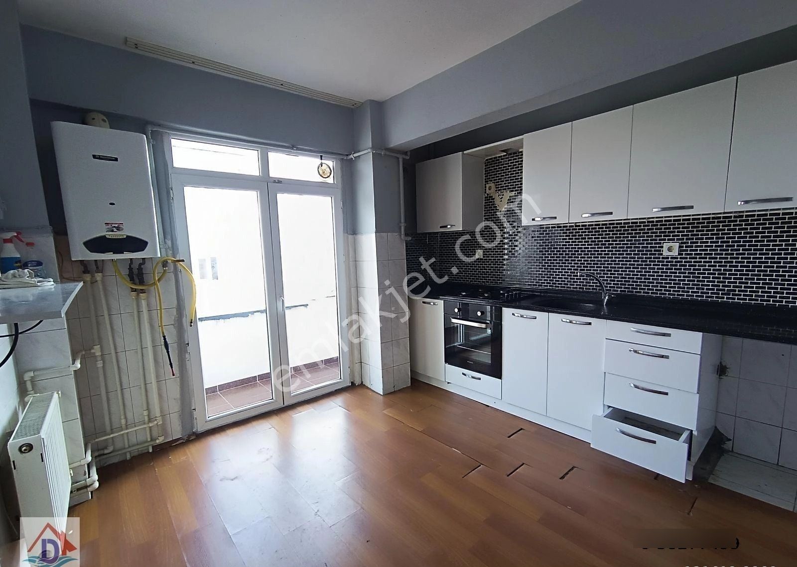 Üsk/yavuztürk Mah/2+1 Arakat Balkonlukiralık Daire - Görsel 17