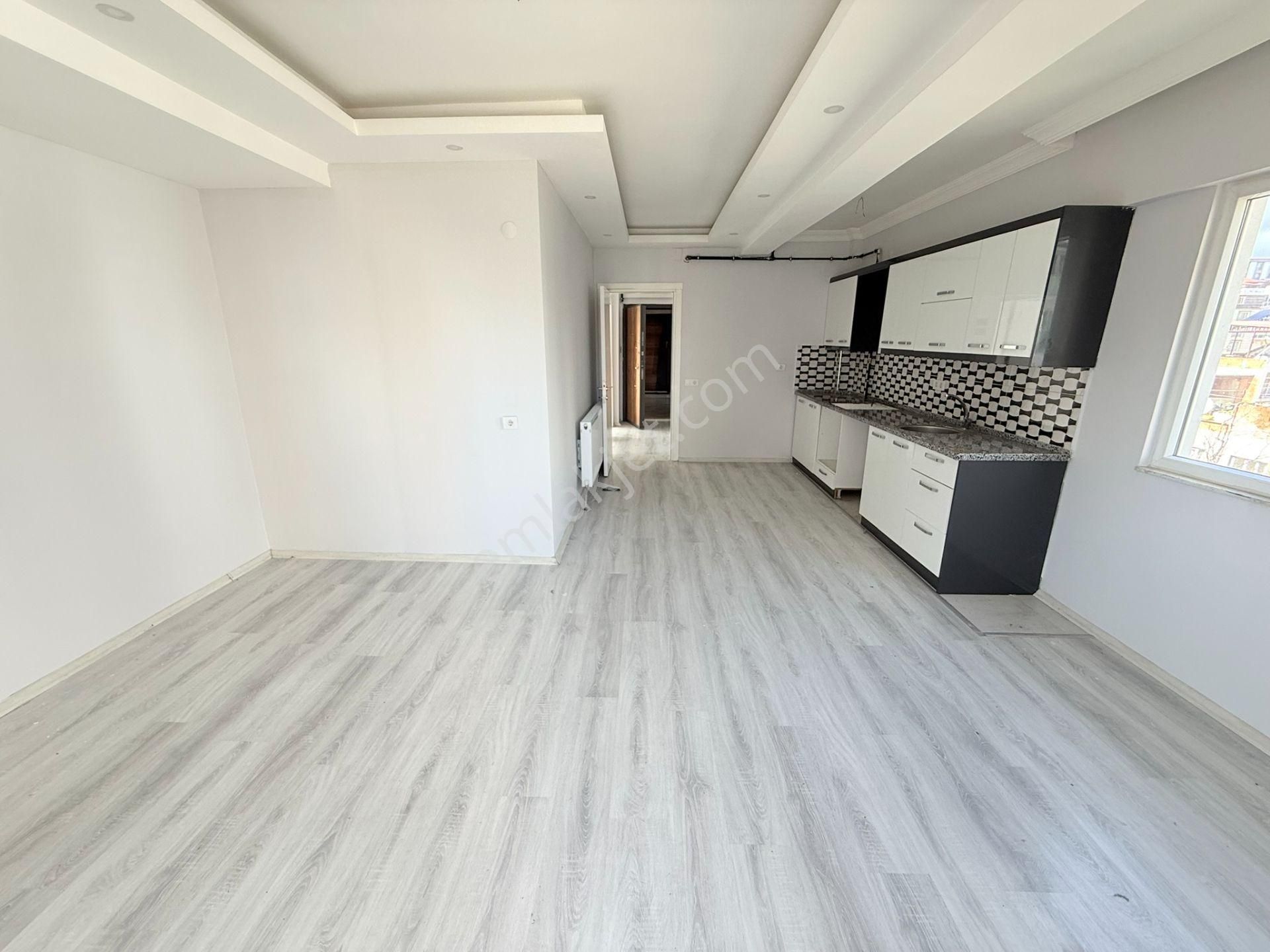 Lider'den Yeşil Mah. Hastane Karşısı Kiralık Doğalgazlı 2+1 Daire - Görsel 3