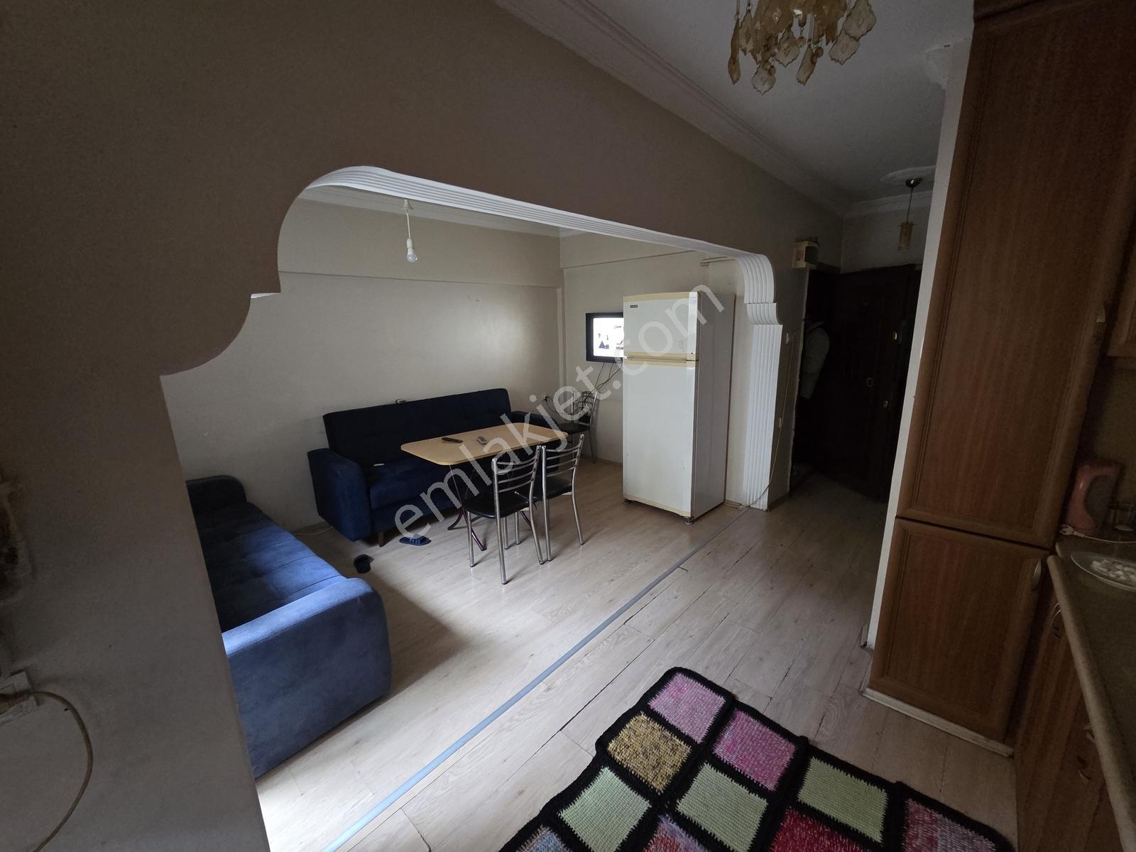Mir'den Çarşı Merkezde 2+1 Arakat Kullanışlı Bakımlı Daire - Görsel 13