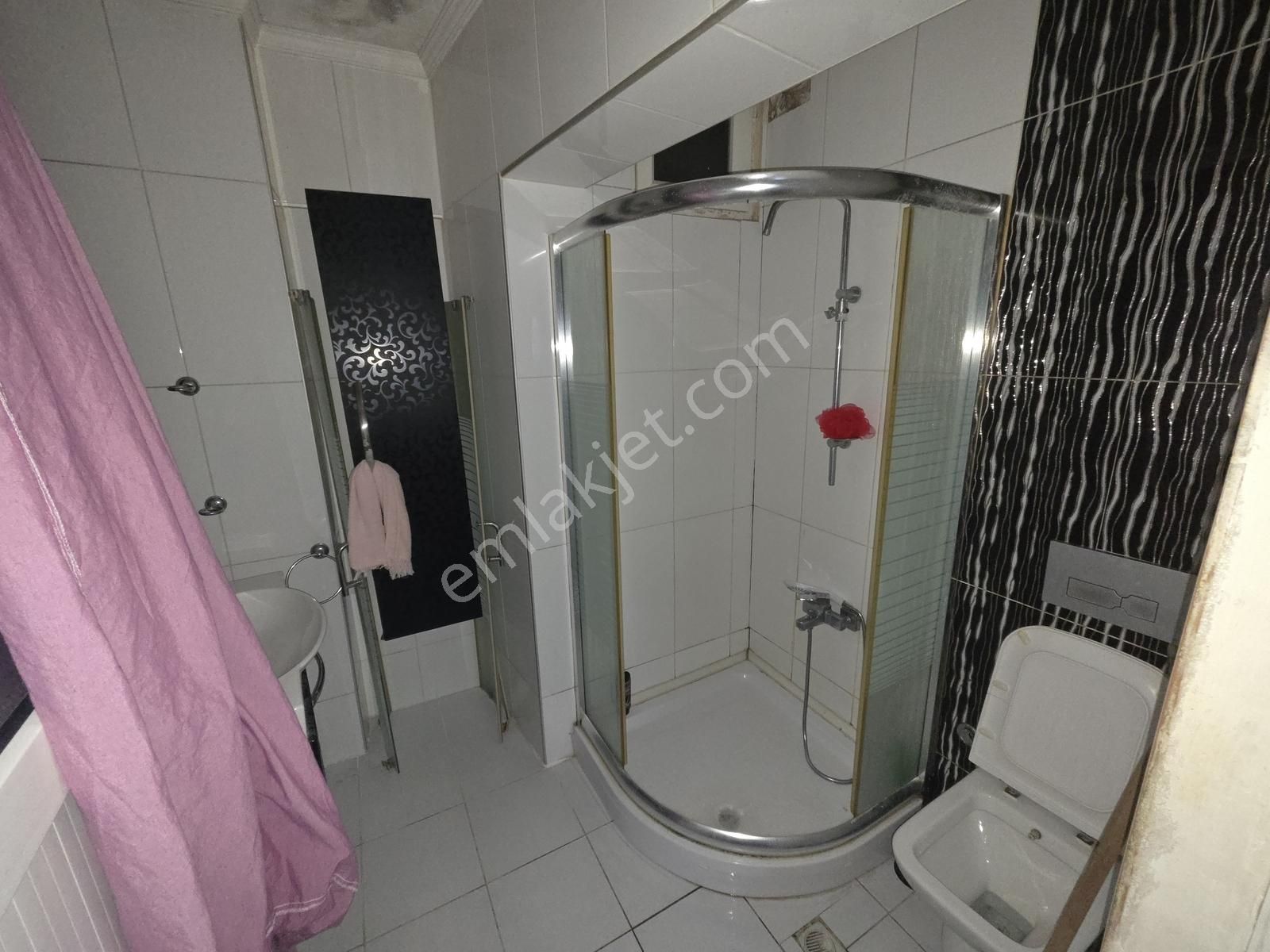 Mir'den Çarşı Merkezde 2+1 Arakat Kullanışlı Bakımlı Daire - Görsel 15