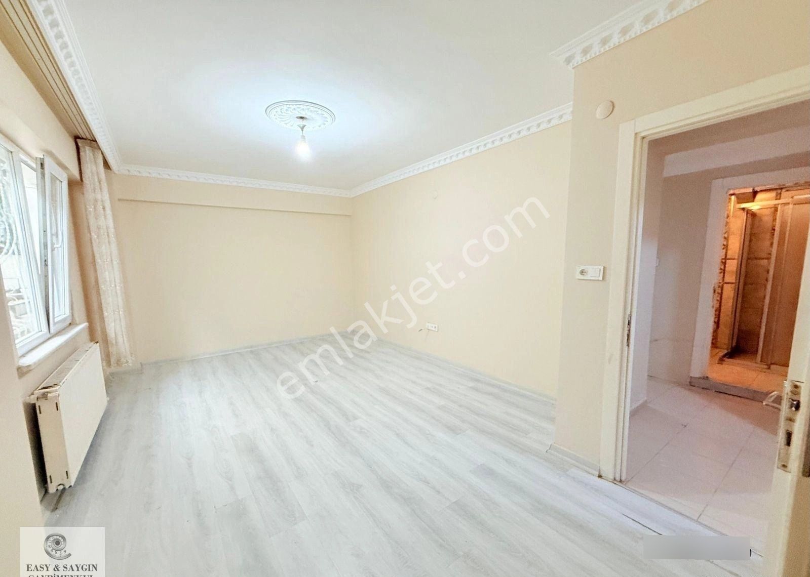 Gümüşpala Rafet Baba Sokakda Metrobüse 3 Dk Boş Satılık 2+1 Bahçe Katı - Görsel 7