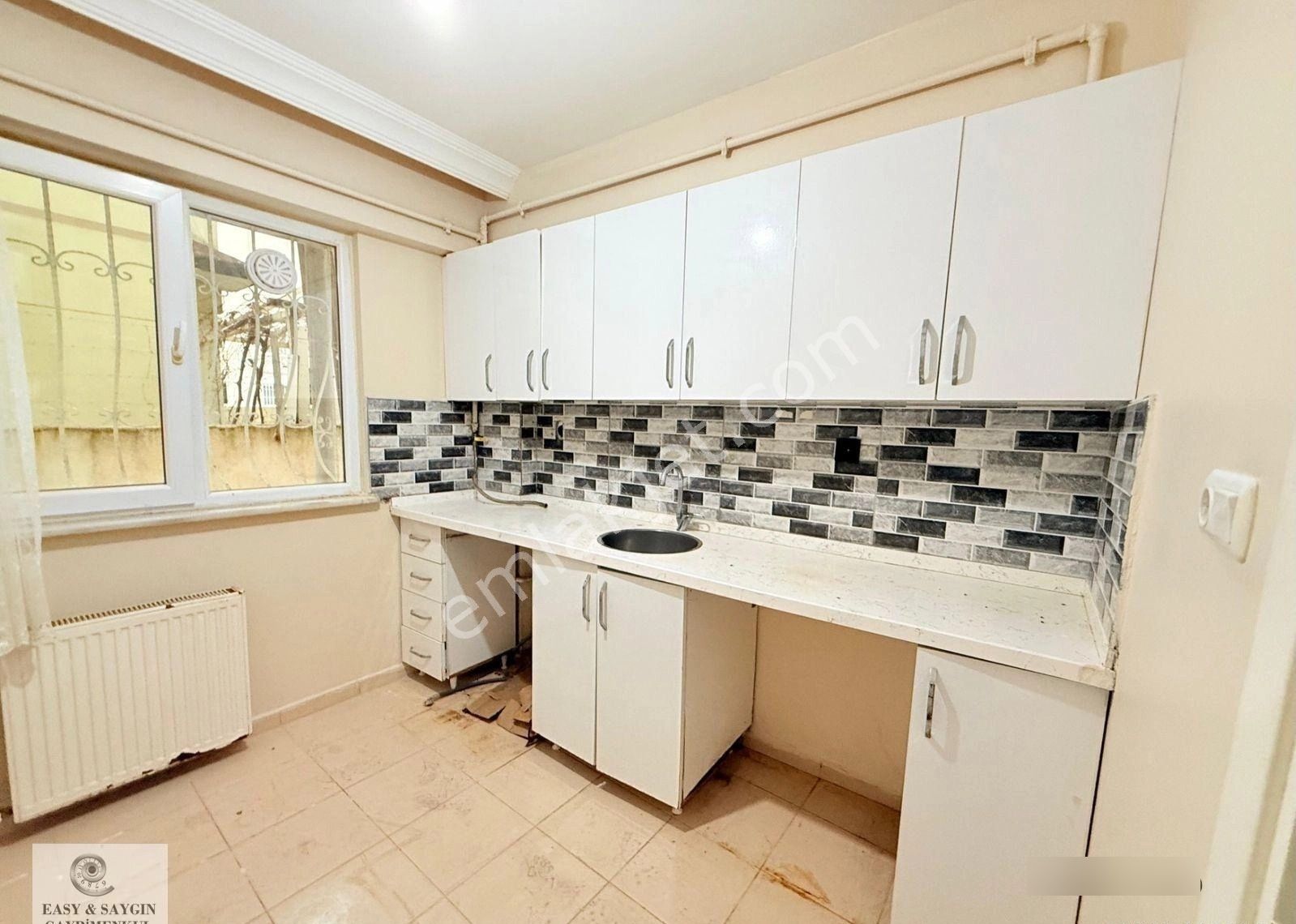 Gümüşpala Rafet Baba Sokakda Metrobüse 3 Dk Boş Satılık 2+1 Bahçe Katı - Görsel 24