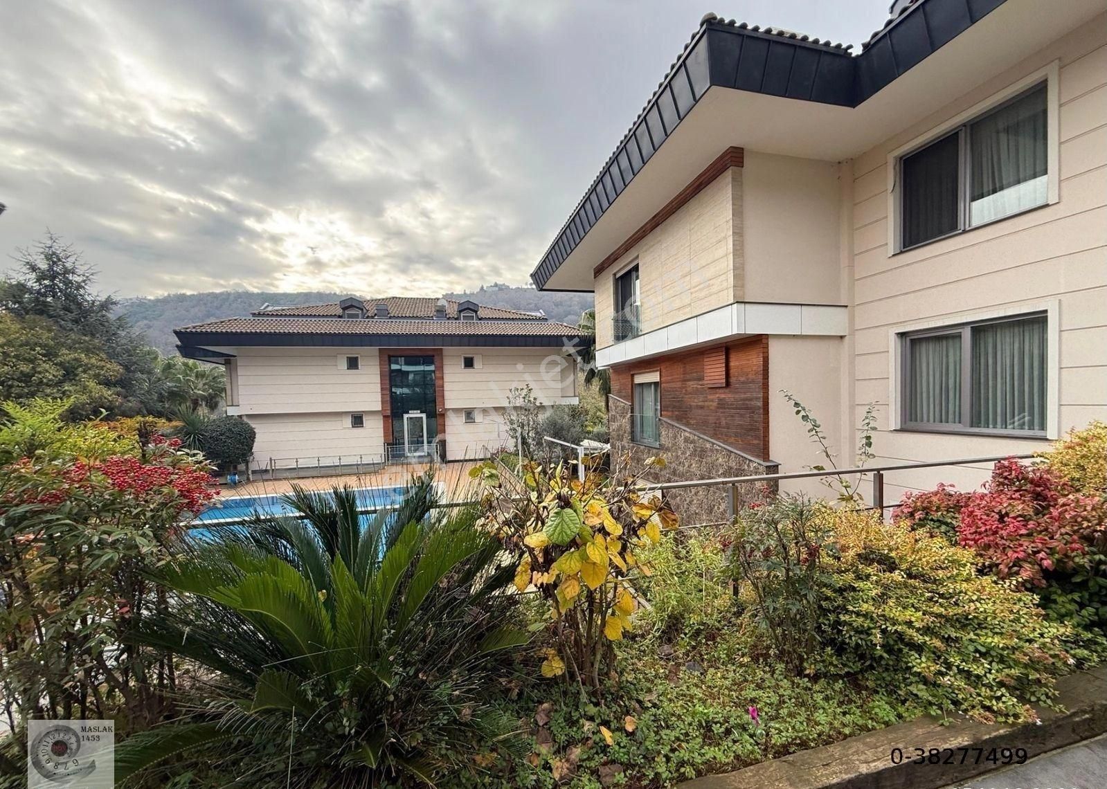 Erguvan Konaklarında 4+1 Satılık Çift Teraslı Havuzlu Villa - Görsel 28