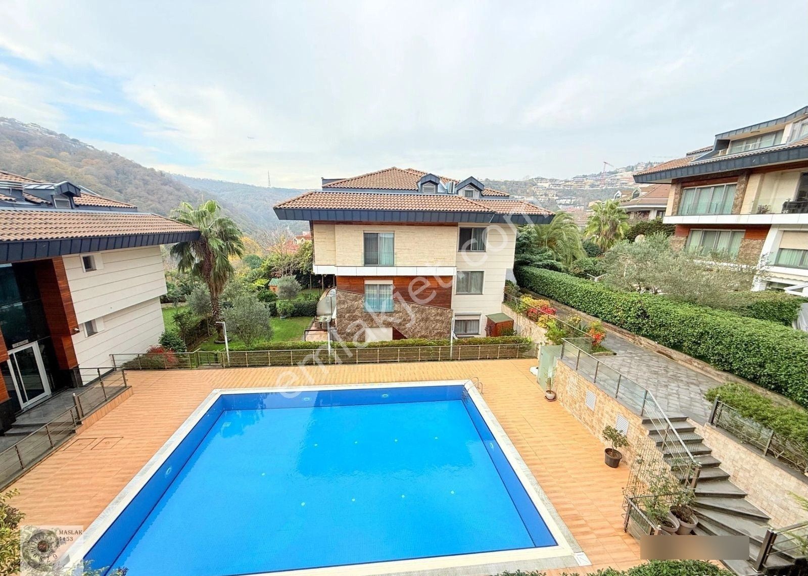 Erguvan Konaklarında 4+1 Satılık Çift Teraslı Havuzlu Villa - Görsel 10