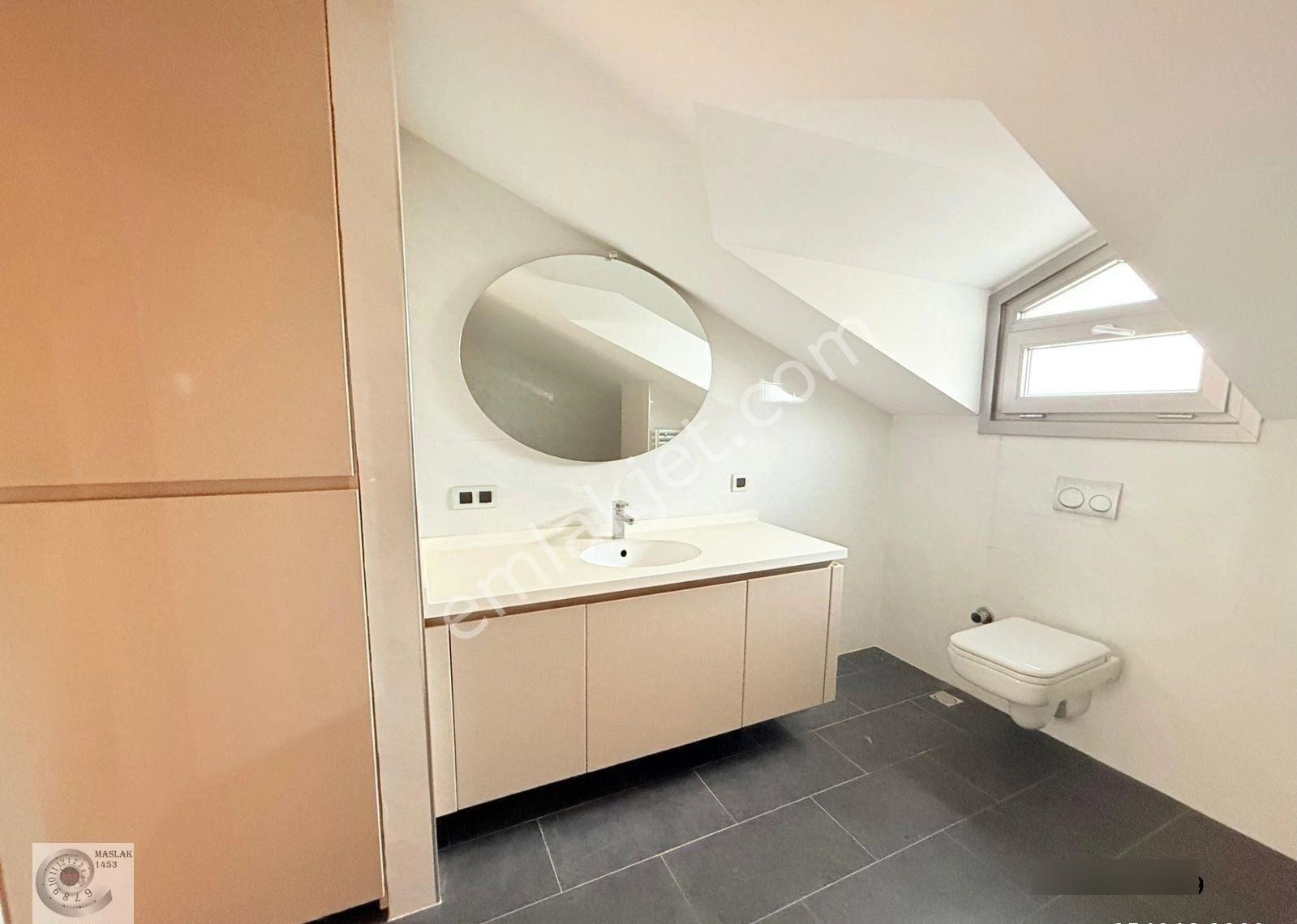 Erguvan Konaklarında 4+1 Satılık Çift Teraslı Havuzlu Villa - Görsel 29