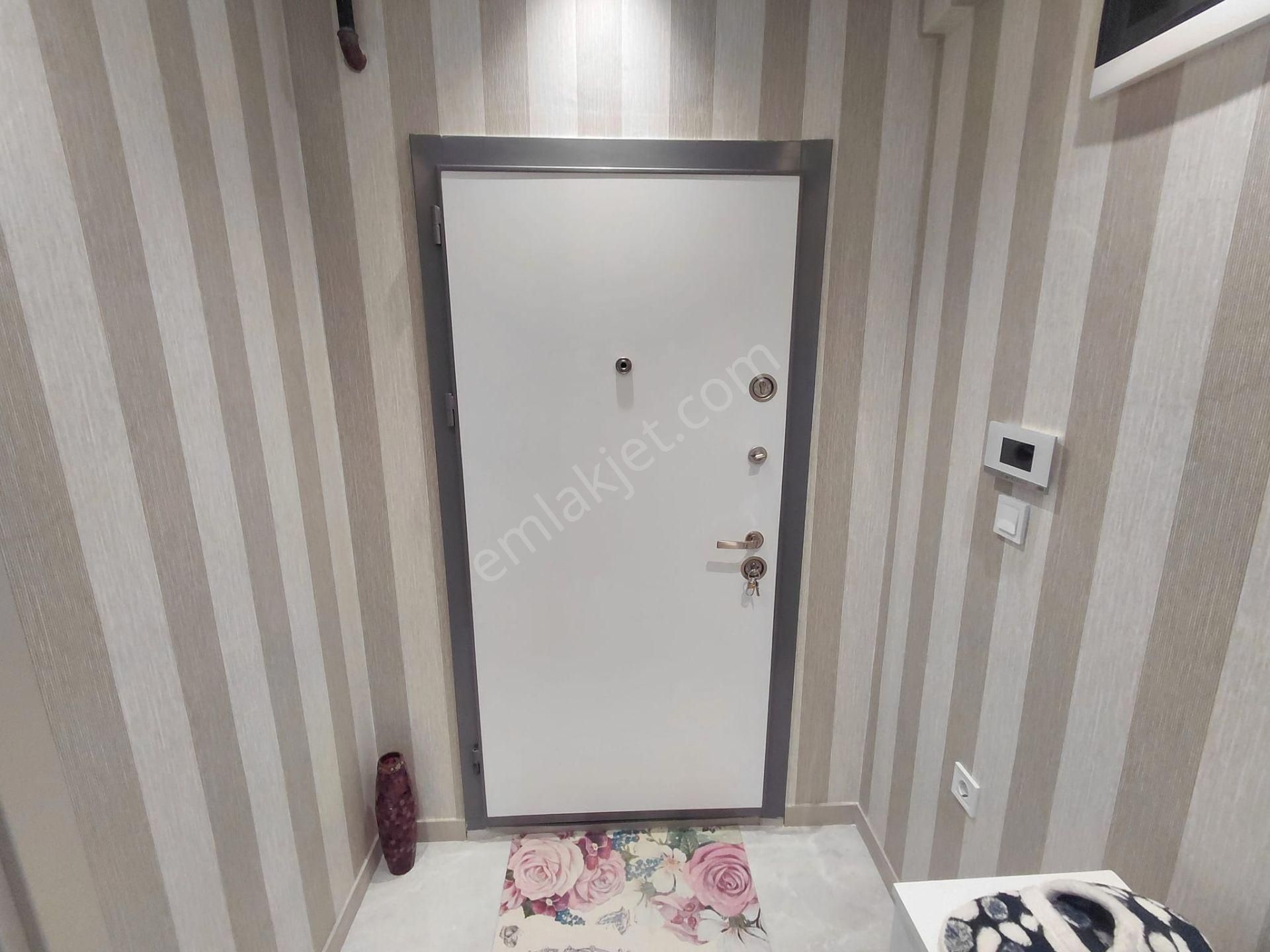 Çift Cepheli Geniş 2+1 Doğalgazlı Lüks Satılık Daire - Görsel 7