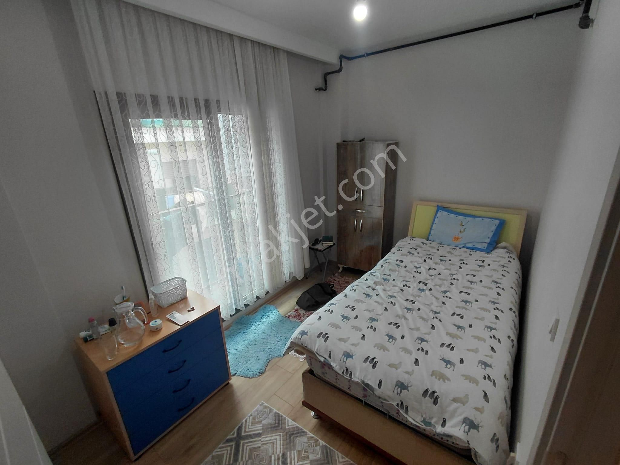 Çift Cepheli Geniş 2+1 Doğalgazlı Lüks Satılık Daire - Görsel 12