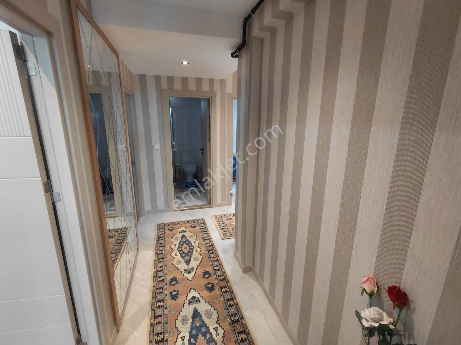 Çift Cepheli Geniş 2+1 Doğalgazlı Lüks Satılık Daire - Görsel 13