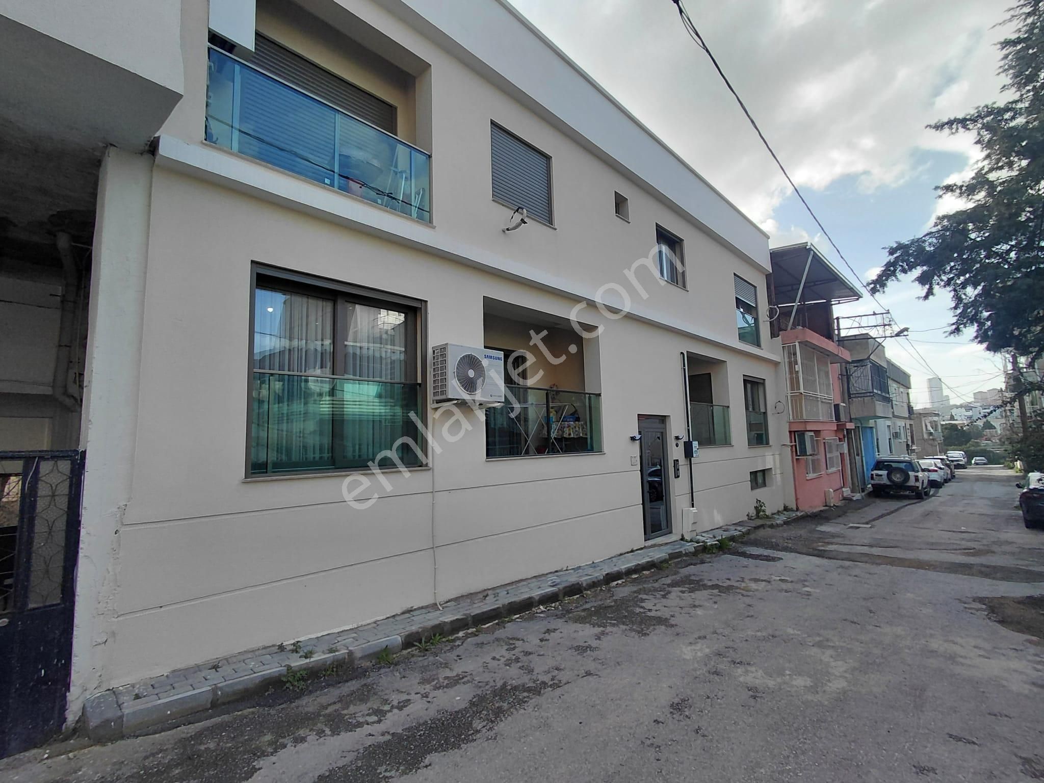 Çift Cepheli Geniş 2+1 Doğalgazlı Lüks Satılık Daire - Görsel 21