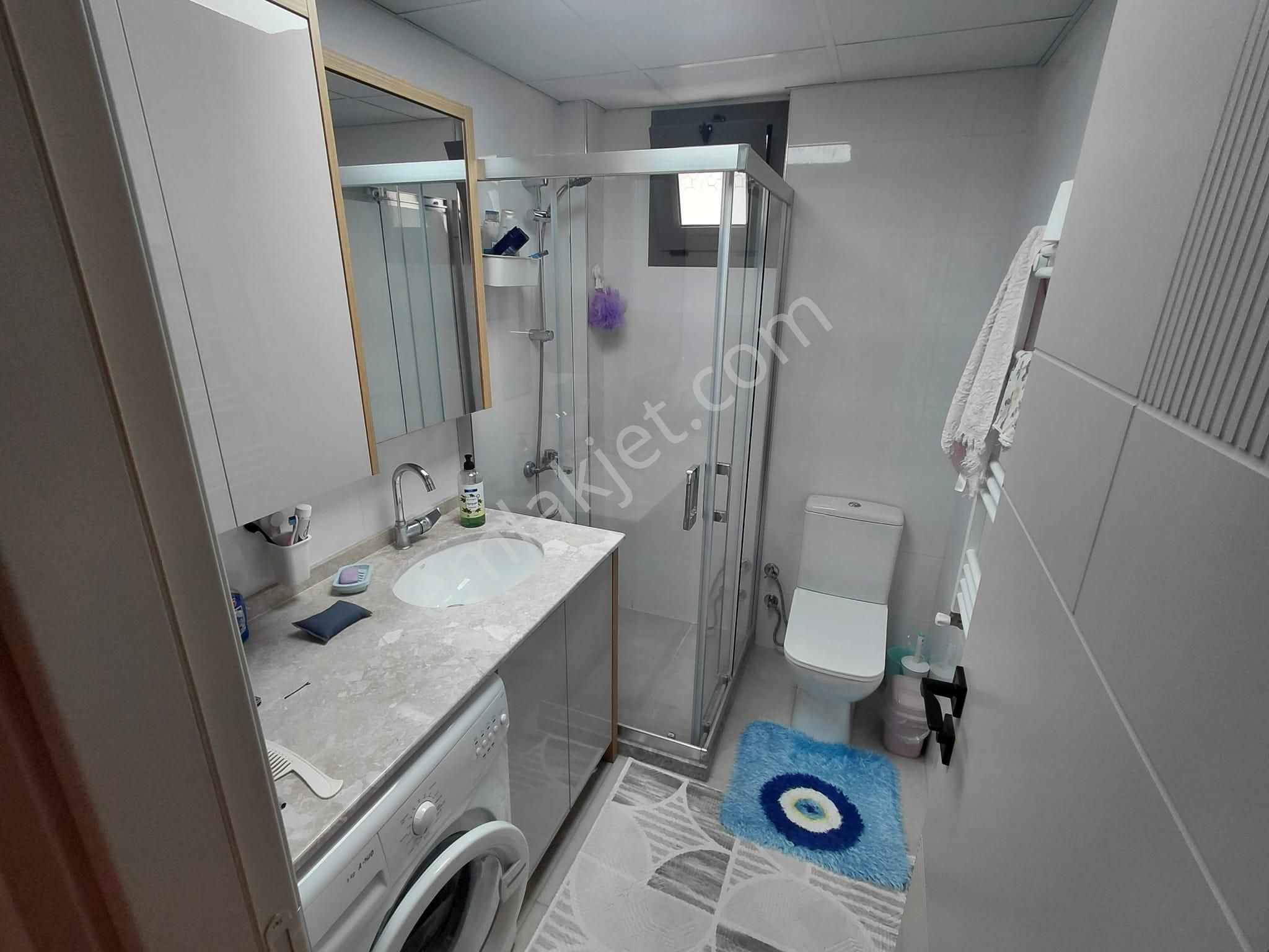 Çift Cepheli Geniş 2+1 Doğalgazlı Lüks Satılık Daire - Görsel 14