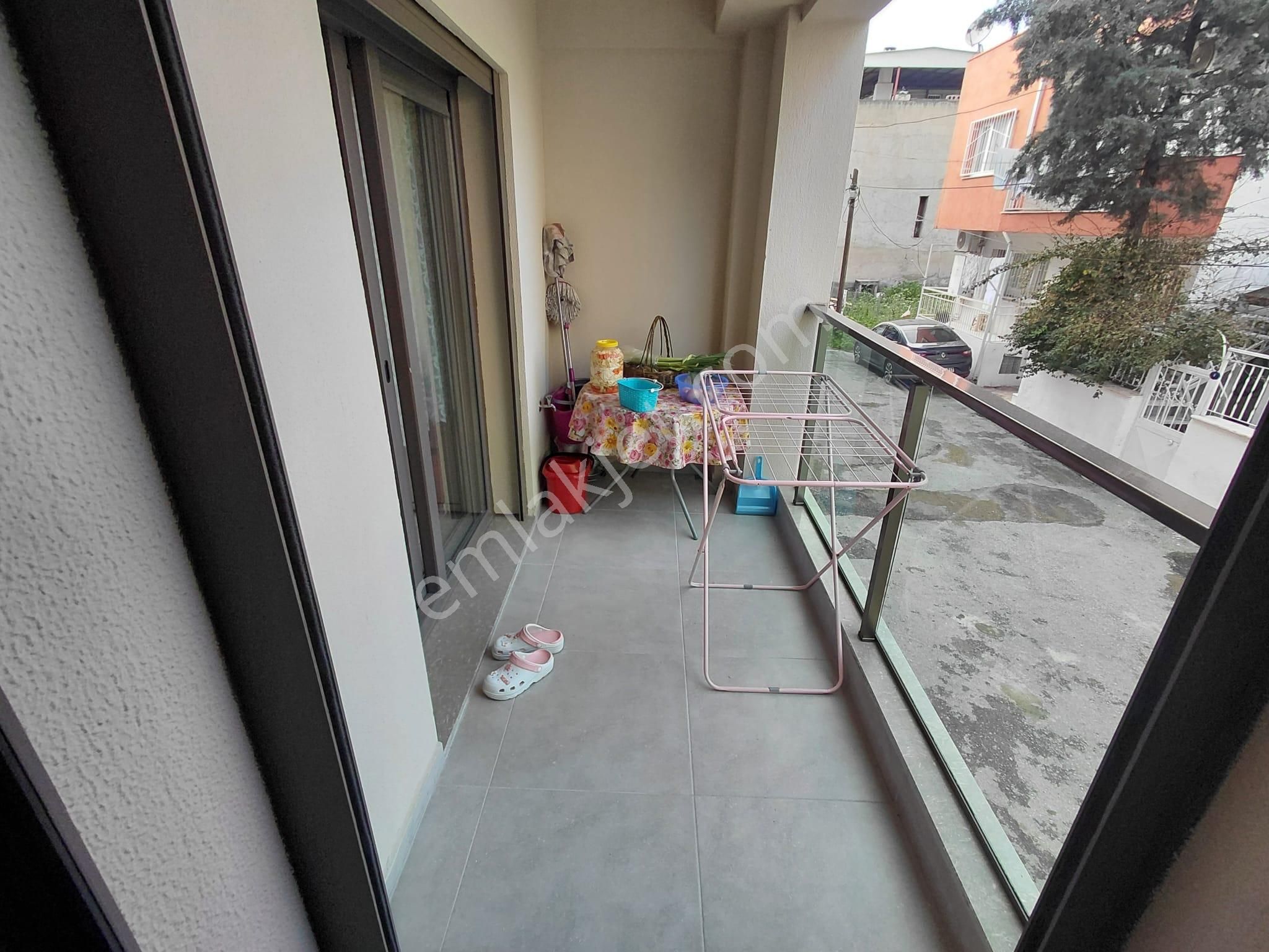 Çift Cepheli Geniş 2+1 Doğalgazlı Lüks Satılık Daire - Görsel 17