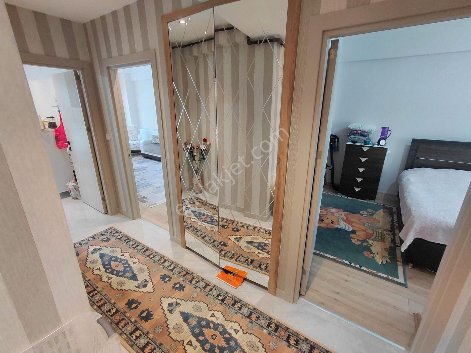 Çift Cepheli Geniş 2+1 Doğalgazlı Lüks Satılık Daire - Görsel 6