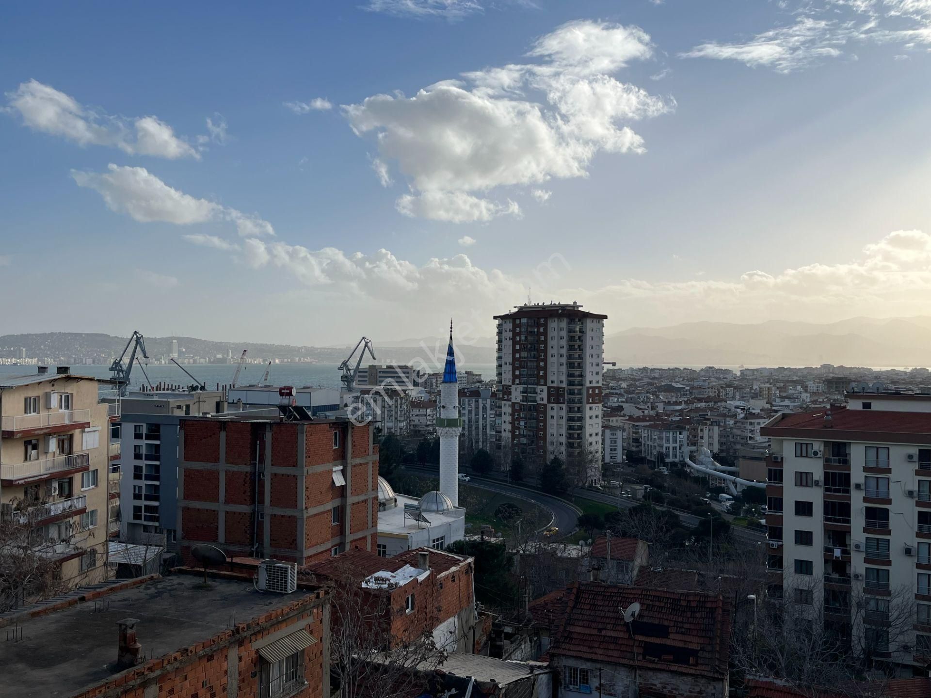 Gümüşpala'da Naldöken İzban Yakını Deniz Manzaralı 2+1 Kiralık Daire - Görsel 26