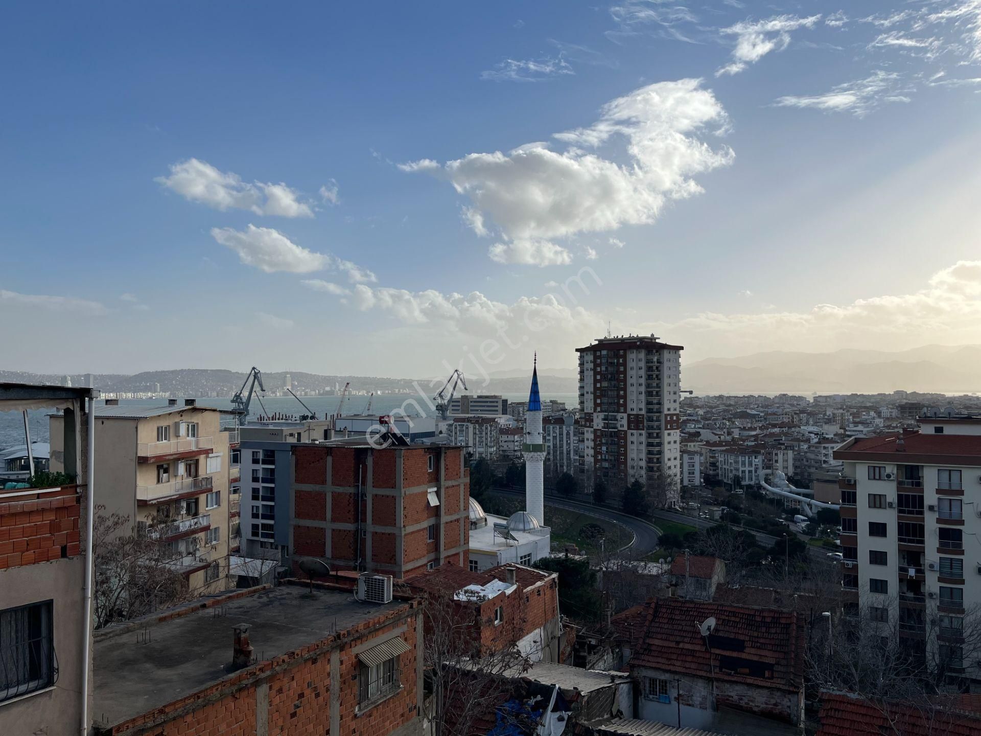 Gümüşpala'da Naldöken İzban Yakını Deniz Manzaralı 2+1 Kiralık Daire - Görsel 27