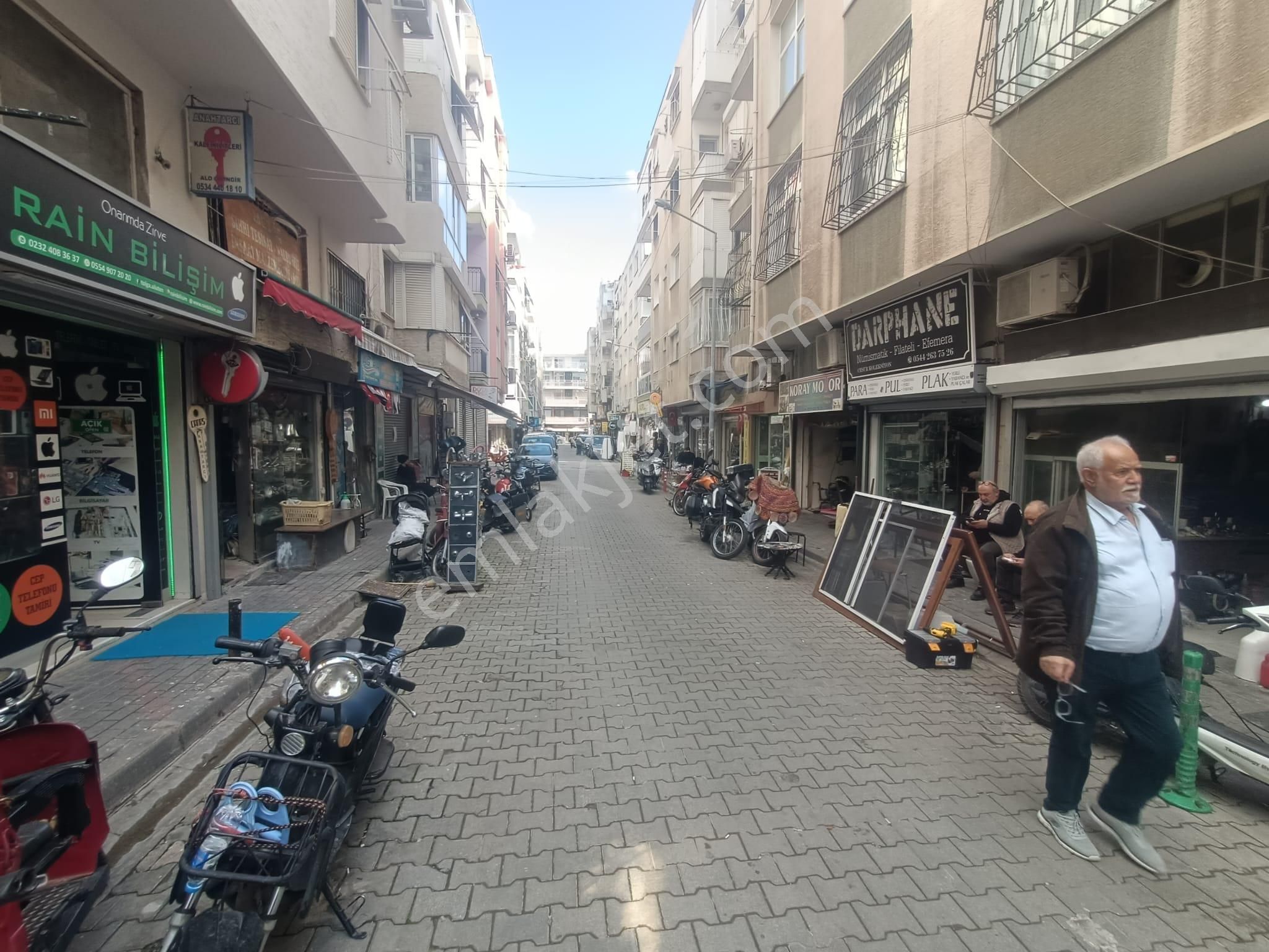 Karşıyaka Çarşı Yakını 20 M Wc Li Geniş Cepheli İşyeri - Görsel 6