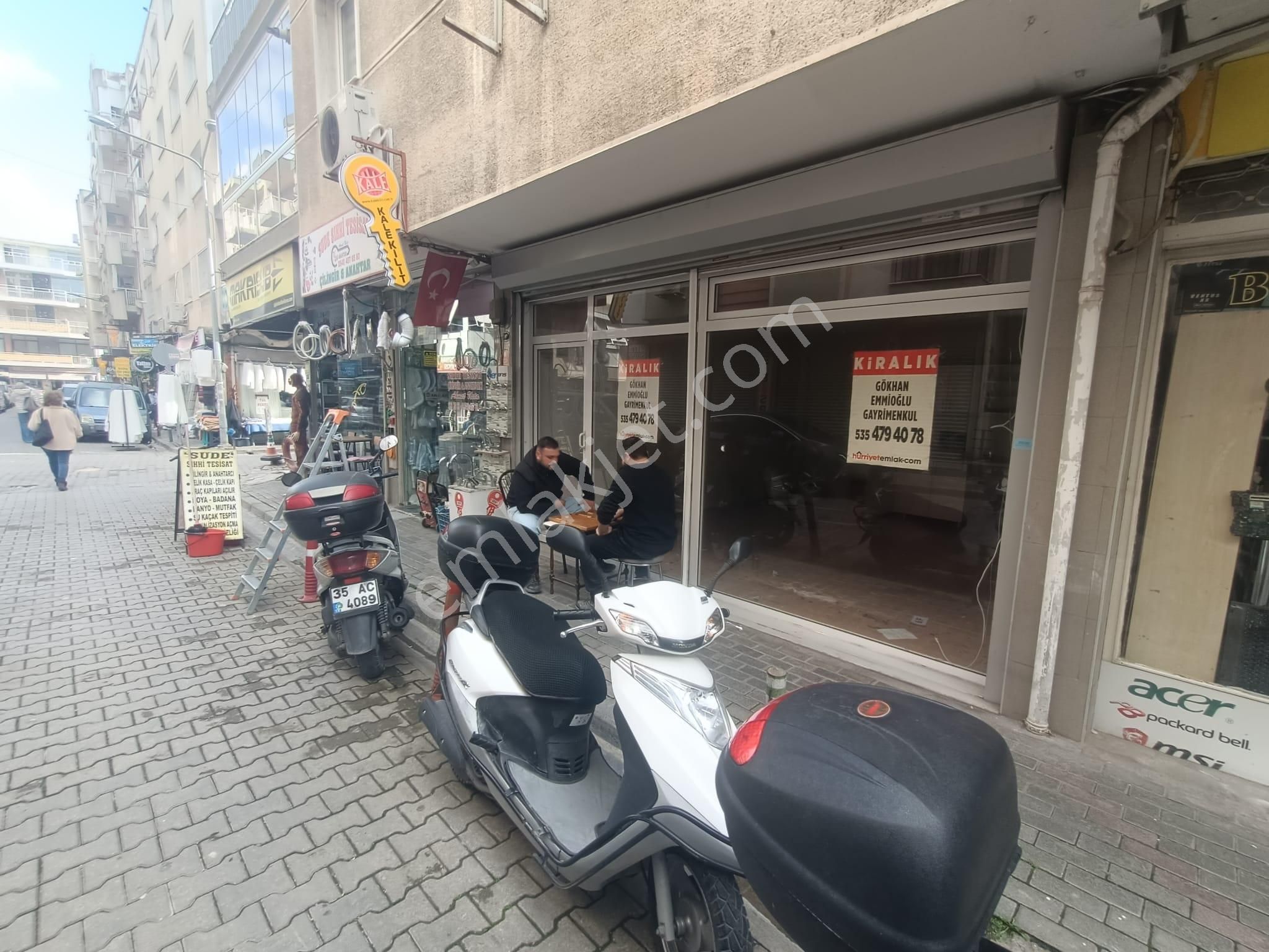 Karşıyaka Çarşı Yakını 20 M Wc Li Geniş Cepheli İşyeri - Görsel 3