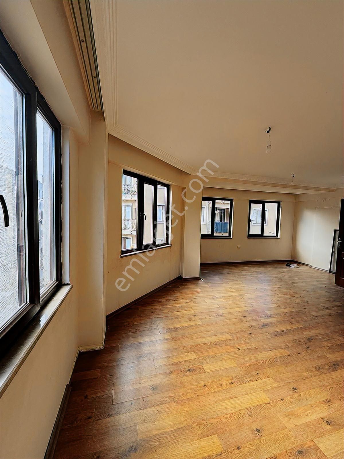 Stoptan Merkezde *kapalı Mutfak* 2+1 Satılık Daire - Görsel 13