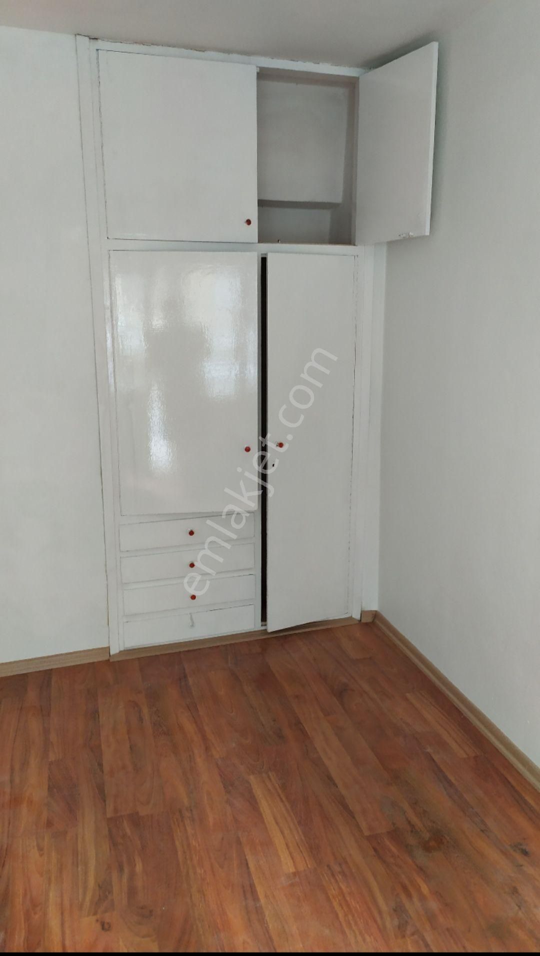 Karşıyaka Çarşıda Sahibinden Kiralık Daire - Görsel 10