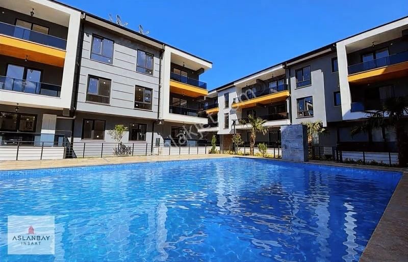 *aradığınız Her Şey Bu Dairede* Havuzlu Sitede Lüks 2+1