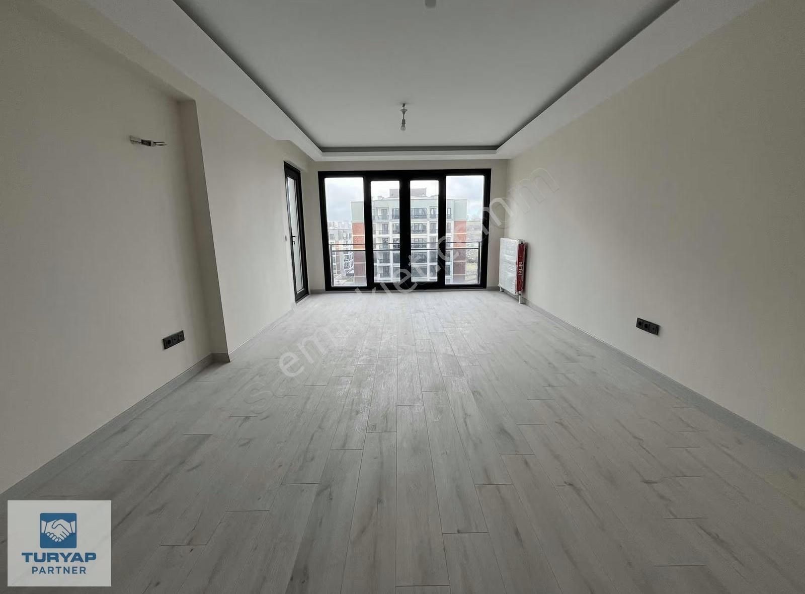 Resital Behçeşehir'de Oturuma Hazır Satılık 3+1 Daire - Görsel 13