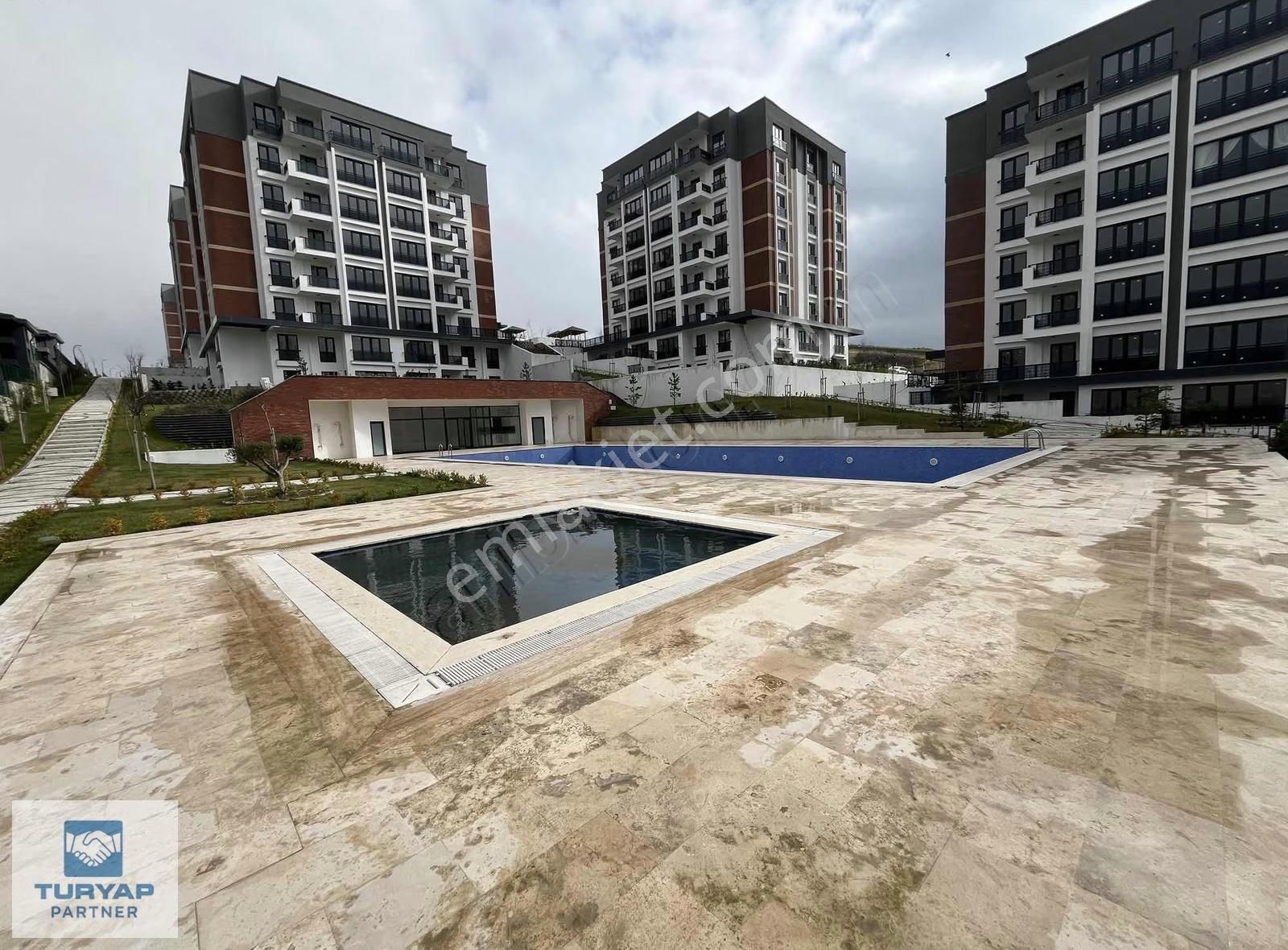 Resital Bahçeşehirde Satılık 2+1 Bahçe Katı Daire - Görsel 12